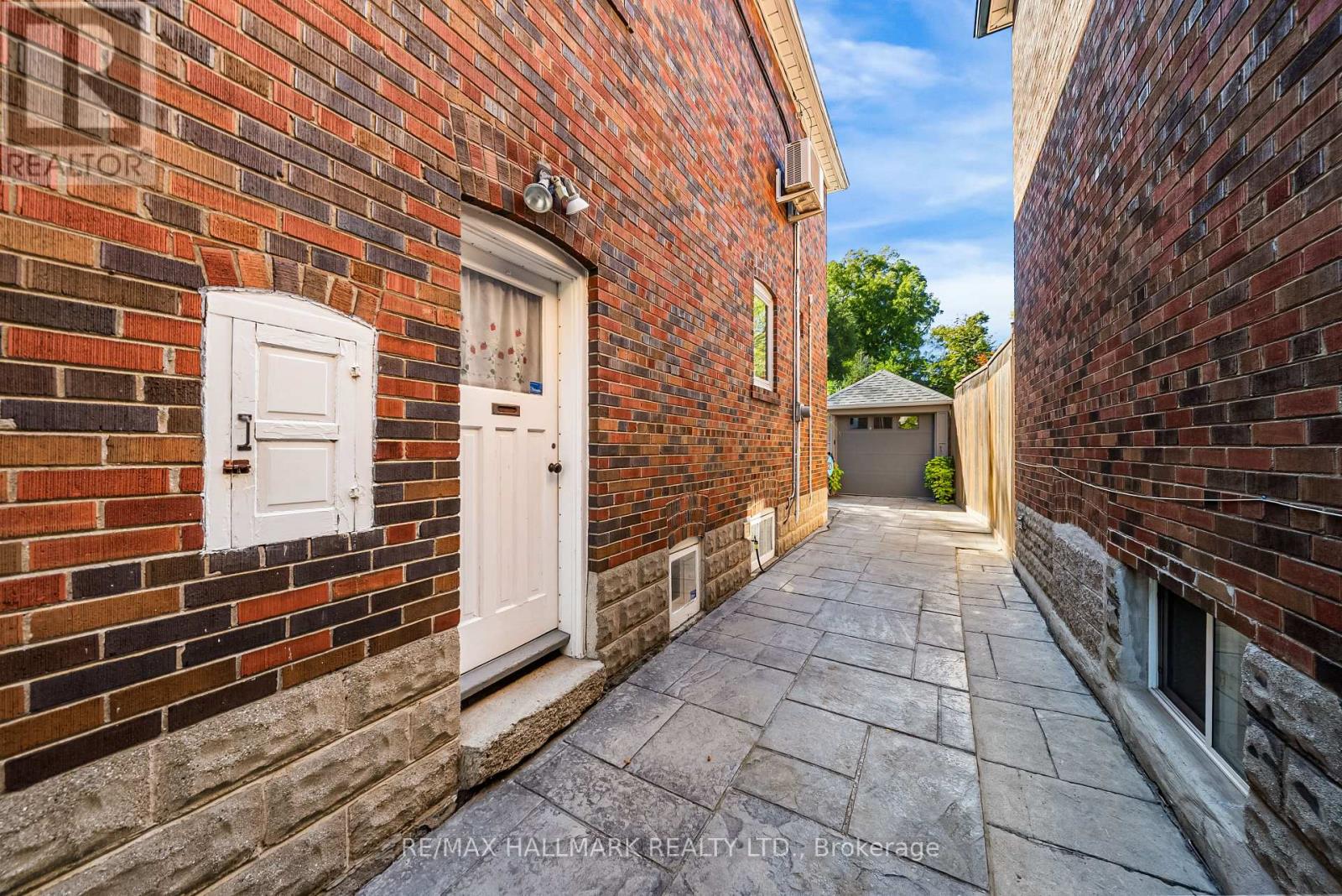 814 Duplex Avenue, Toronto, Ontario  M4R 1W7 - Photo 35 - C13027466