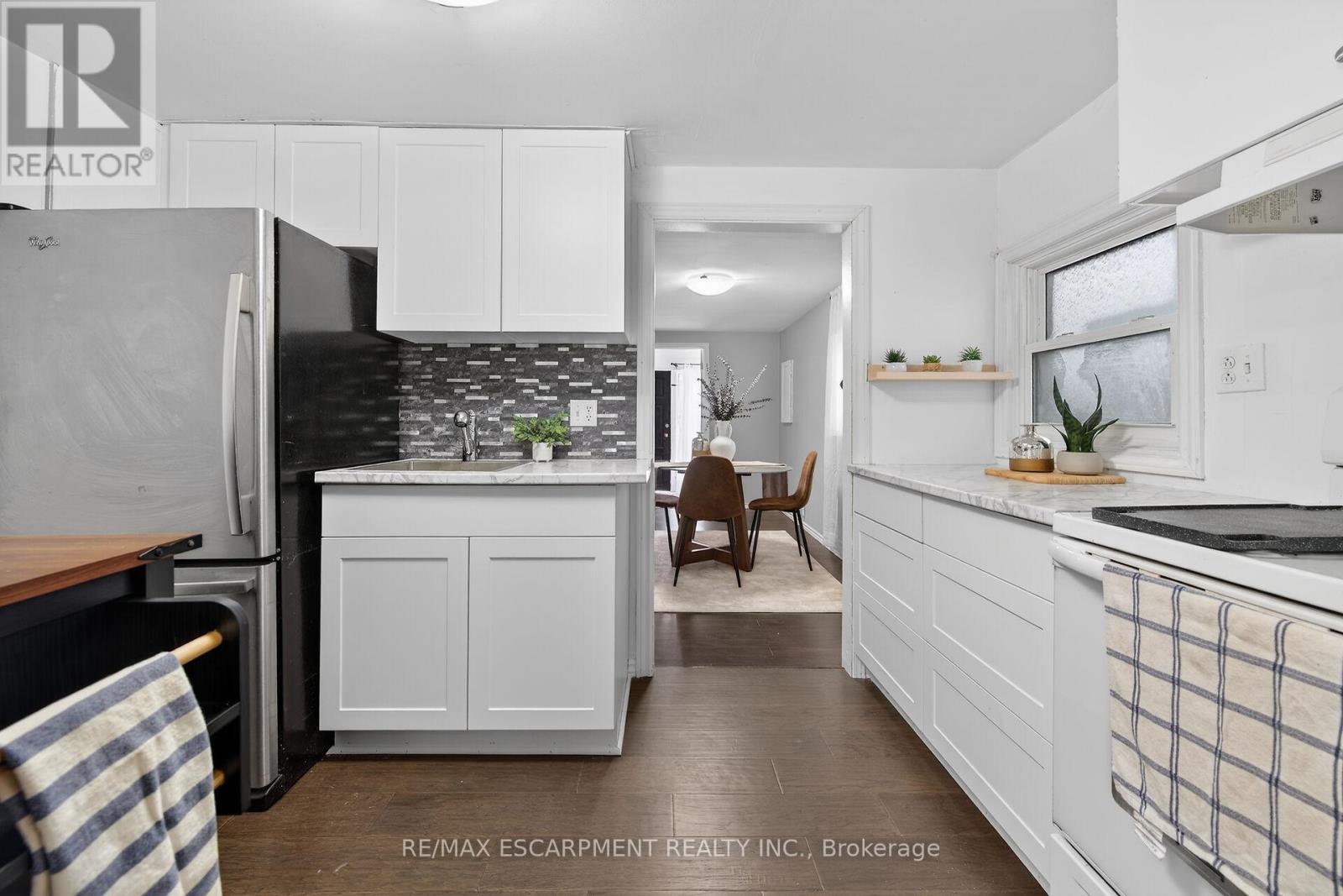 3824 Roxborough Avenue, Fort Erie, Ontario  L0S 1B0 - Photo 6 - X13024590