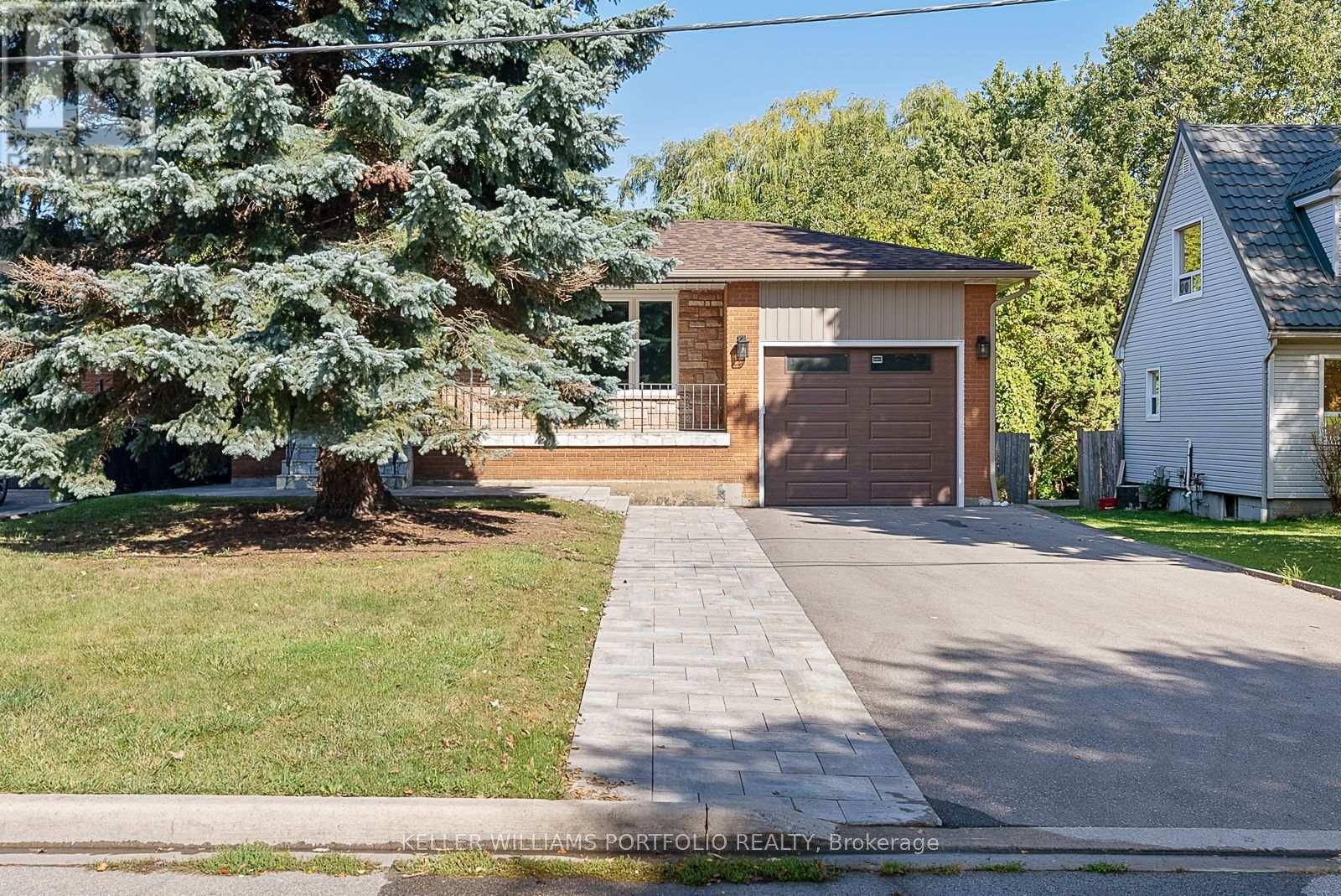 Upper - 32 Gatesview Avenue, Toronto, Ontario  M1J 3G5 - Photo 2 - E13027426