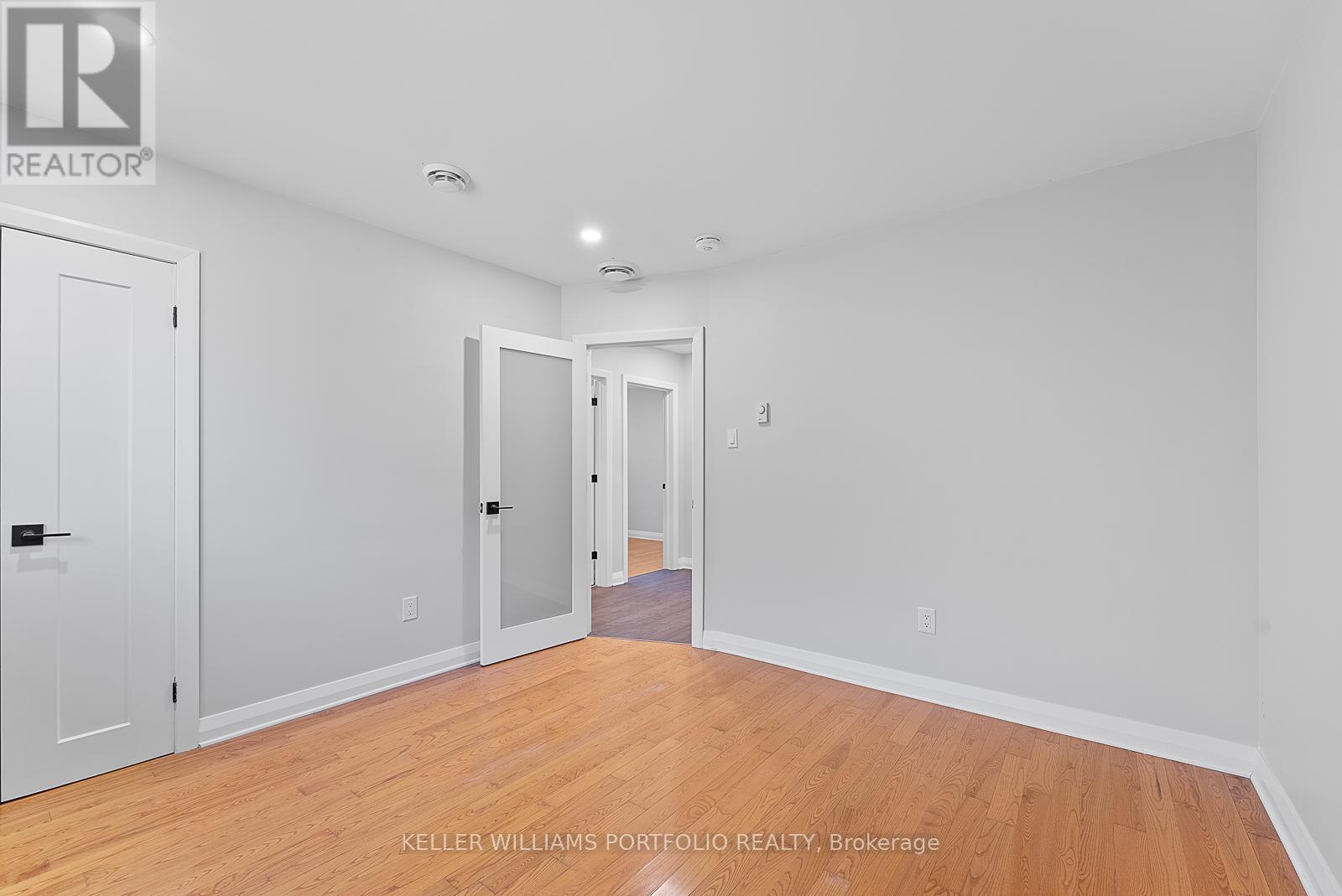 Upper - 32 Gatesview Avenue, Toronto, Ontario  M1J 3G5 - Photo 33 - E13027426