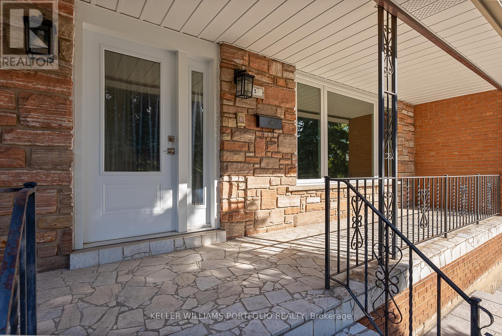 Upper - 32 Gatesview Avenue, Toronto, Ontario  M1J 3G5 - Photo 5 - E13027426