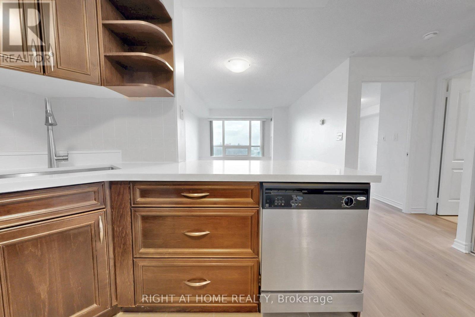 807 - 2020 Mcnicoll Avenue, Toronto, Ontario  M1V 0B5 - Photo 12 - E13027462