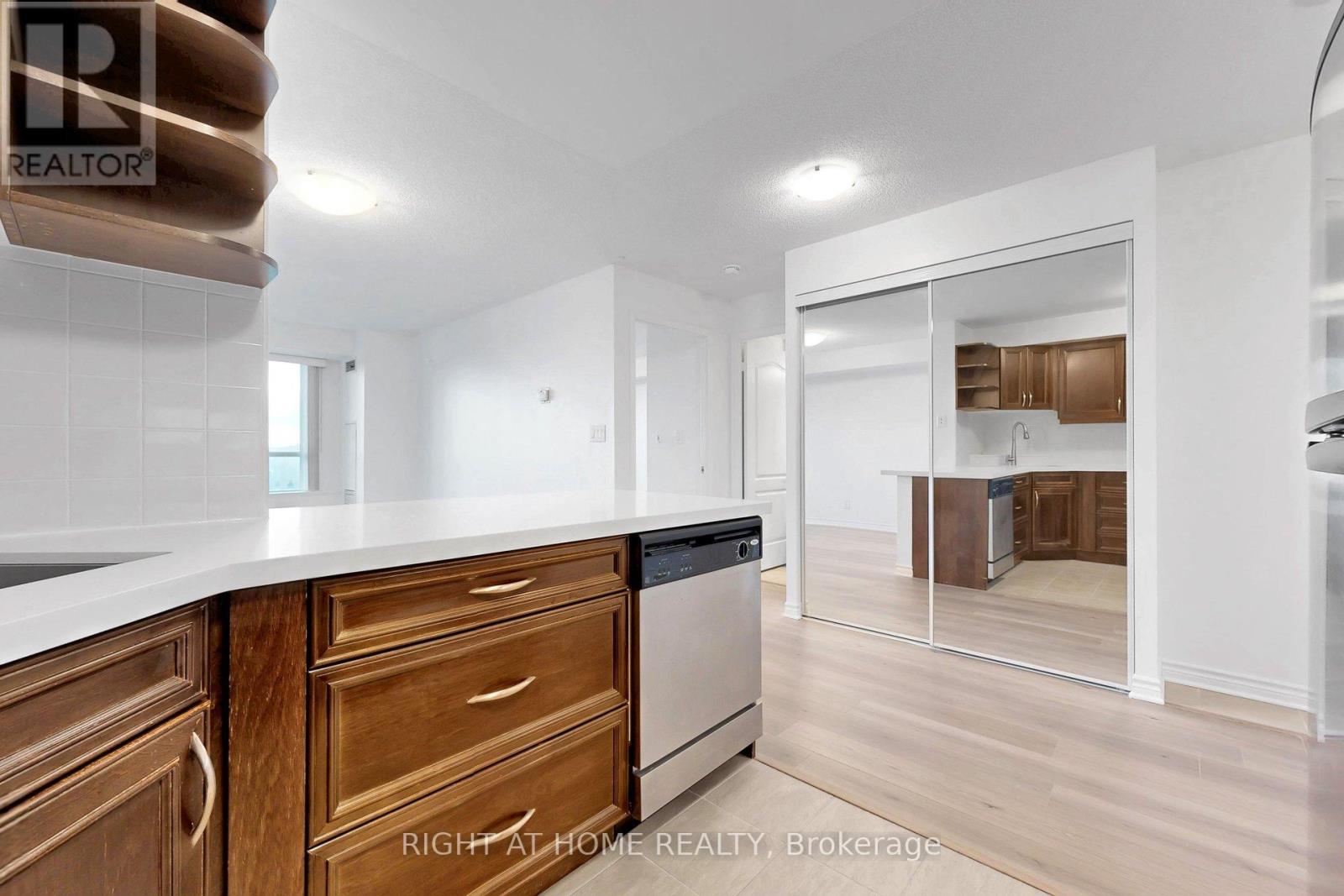 807 - 2020 Mcnicoll Avenue, Toronto, Ontario  M1V 0B5 - Photo 13 - E13027462