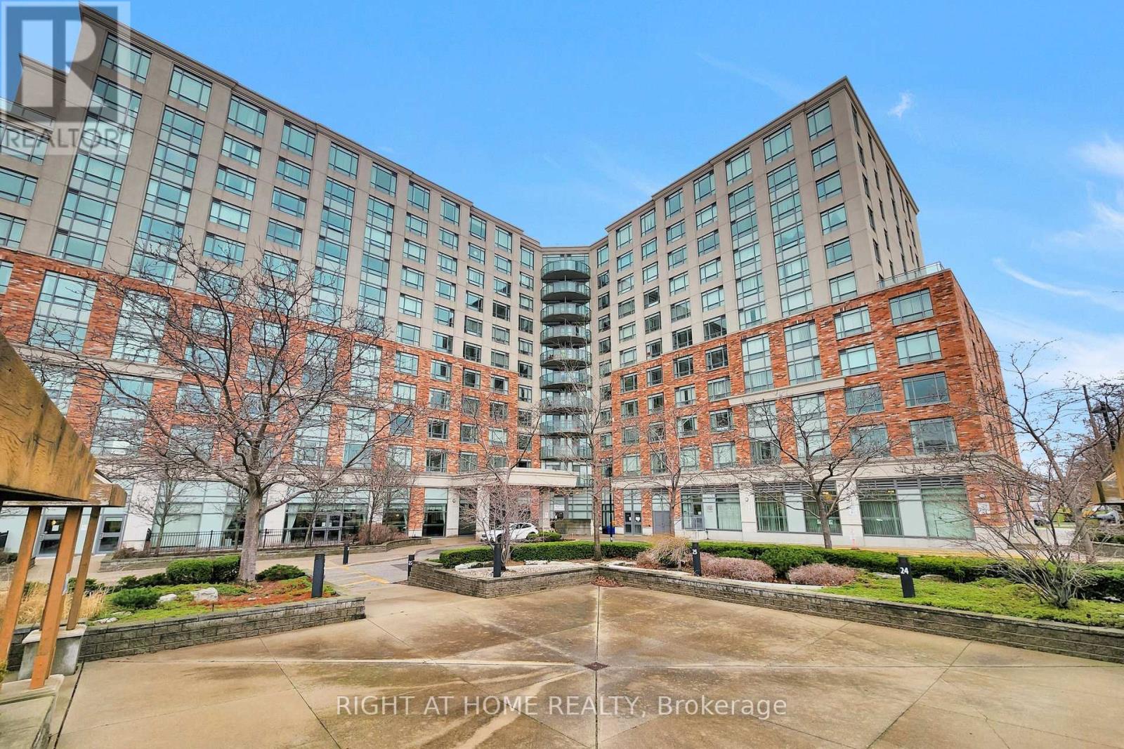 807 - 2020 Mcnicoll Avenue, Toronto, Ontario  M1V 0B5 - Photo 2 - E13027462