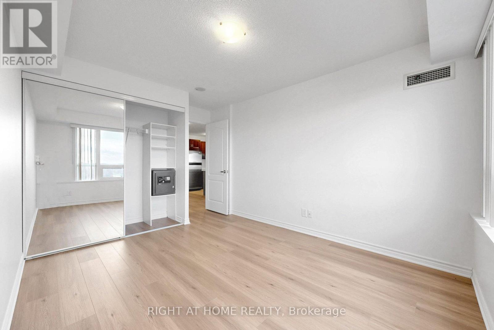 807 - 2020 Mcnicoll Avenue, Toronto, Ontario  M1V 0B5 - Photo 24 - E13027462