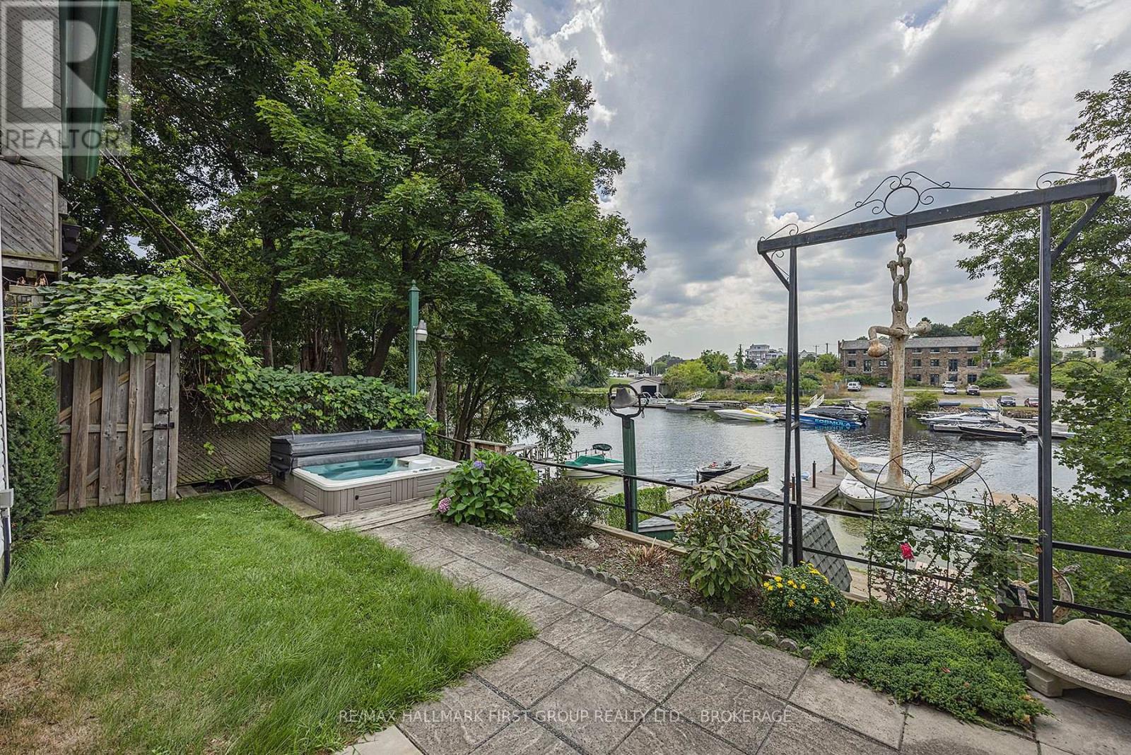 370 Stone Street S, Gananoque, Ontario  K7G 2A4 - Photo 4 - X12737158