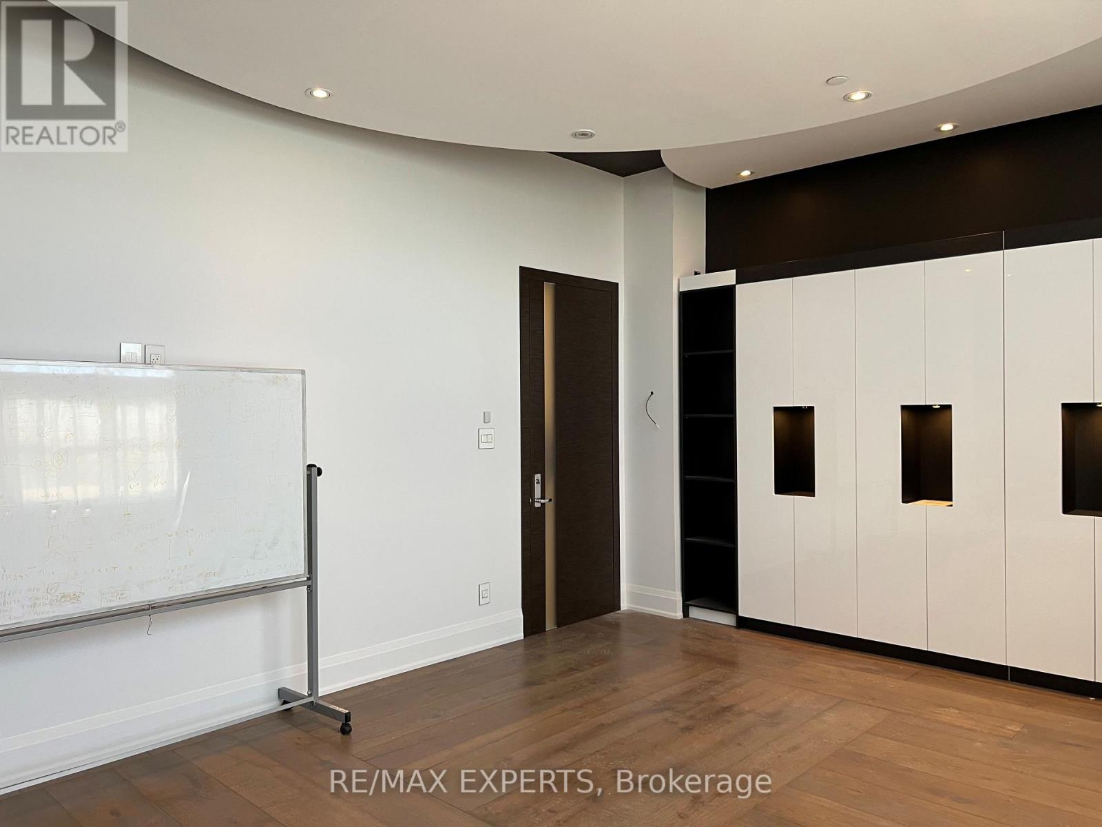 421a - 7250 Keele Street, Vaughan, Ontario  L4K 1Z8 - Photo 11 - N13027440