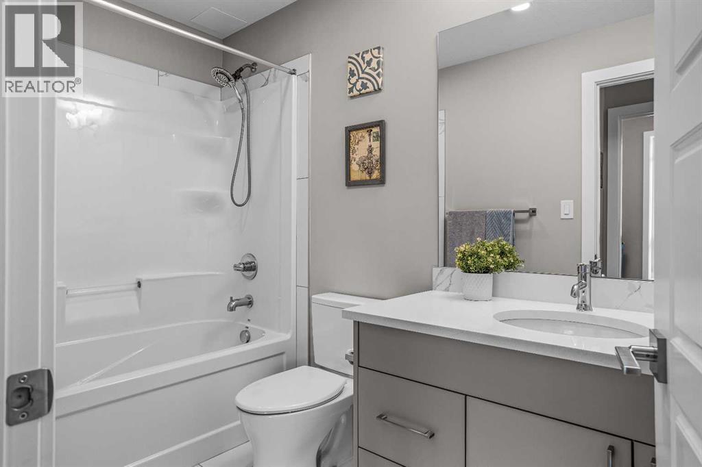 301, 106 Stewart Creek Rise S, Canmore, Alberta  T1W 0N3 - Photo 25 - A2302489