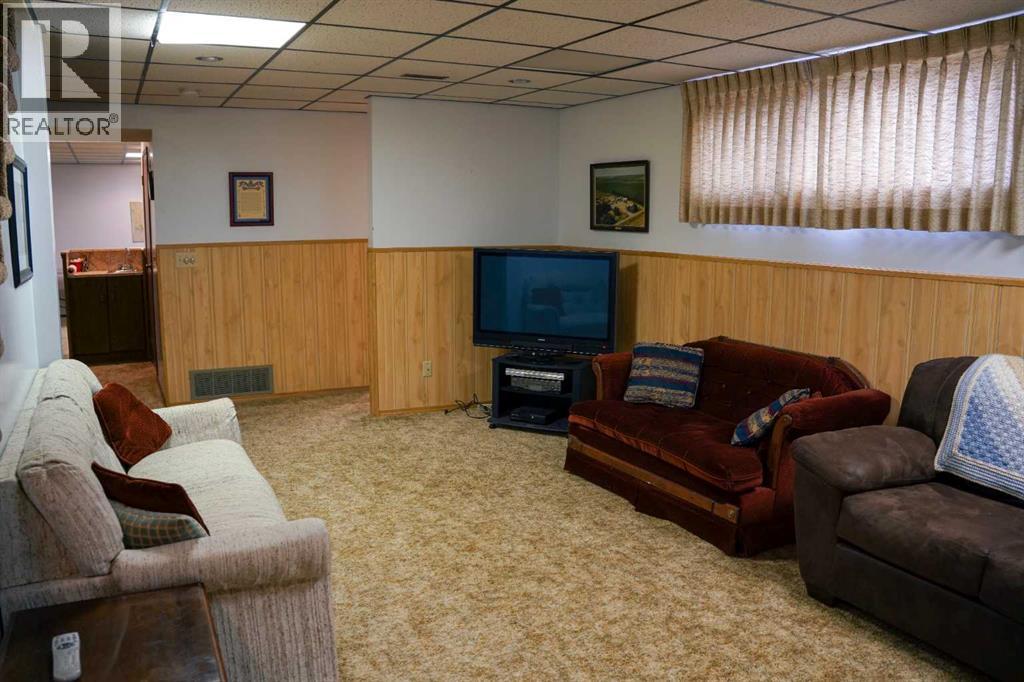 245 5 Avenue N, Vauxhall, Alberta  T0K 2K0 - Photo 34 - A2296752