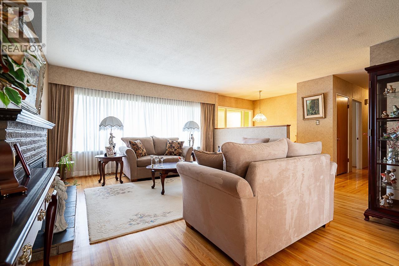 1710 Western Drive, Port Coquitlam, British Columbia  V3C 2X3 - Photo 9 - R3114178