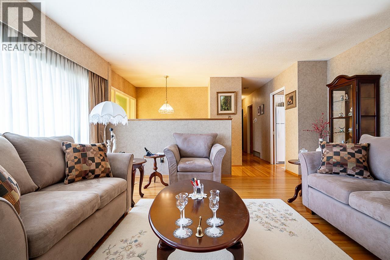 1710 Western Drive, Port Coquitlam, British Columbia  V3C 2X3 - Photo 8 - R3114178