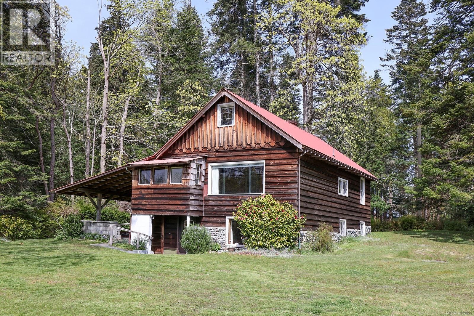 1821 Butler Rd, Comox, British Columbia  V9M 4B4 - Photo 10 - 1032823