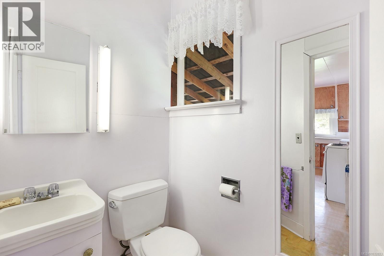 1821 Butler Rd, Comox, British Columbia  V9M 4B4 - Photo 19 - 1032823