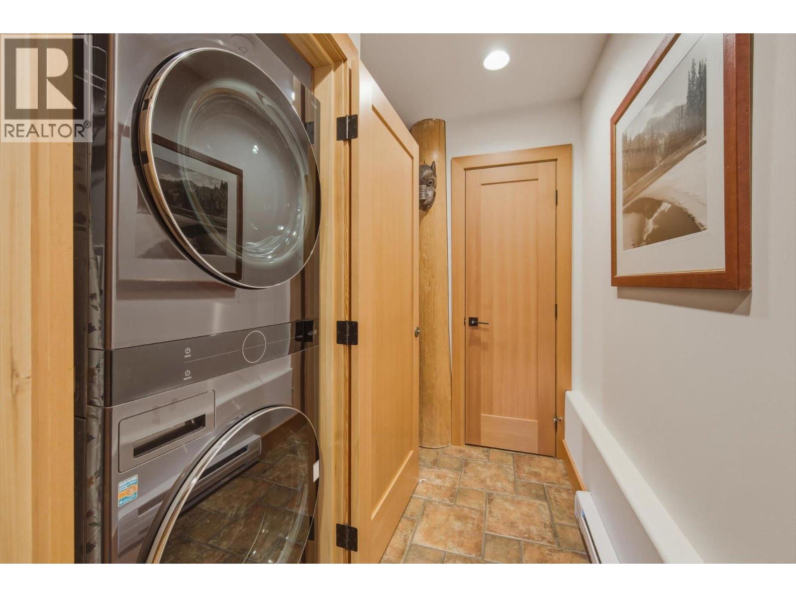 8396 Mountain View Drive, Whistler, British Columbia  V8E 0G3 - Photo 16 - R3113825