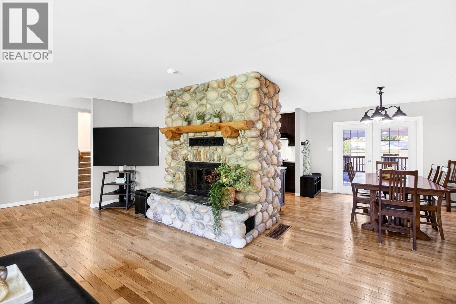 27656 110 Avenue, Maple Ridge, British Columbia  V2W 1P6 - Photo 6 - R3111157