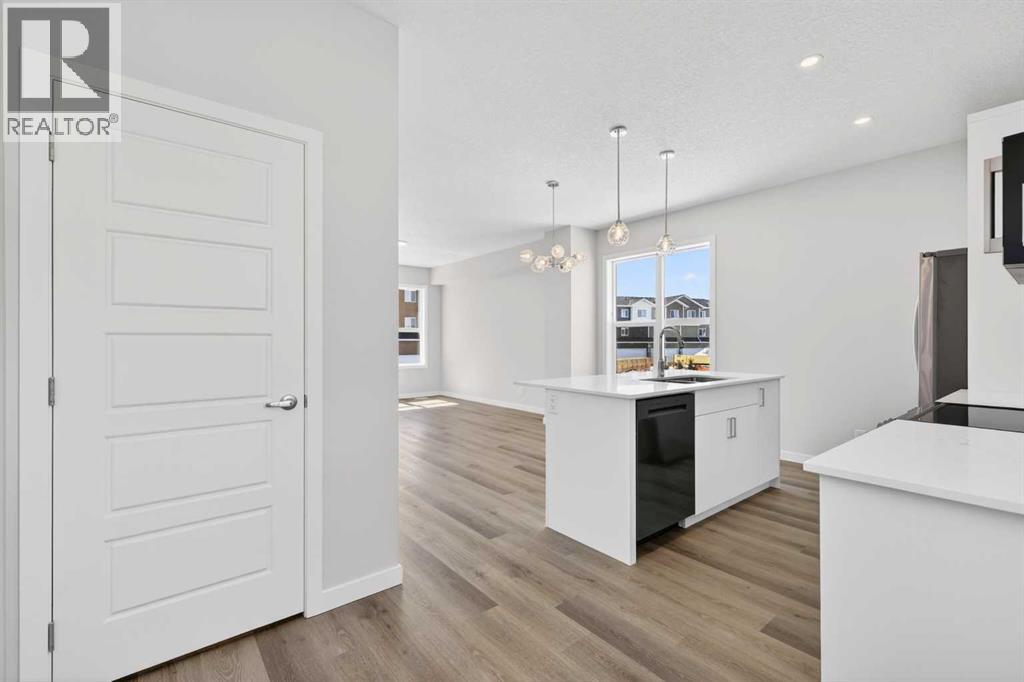 828, 132 Red Embers Link Ne, Calgary, Alberta  T3N 2X8 - Photo 22 - A2303465