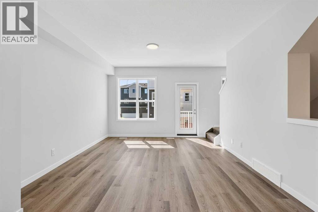 838, 132 Red Embers Link Ne, Calgary, Alberta  T3N 2X8 - Photo 4 - A2303613