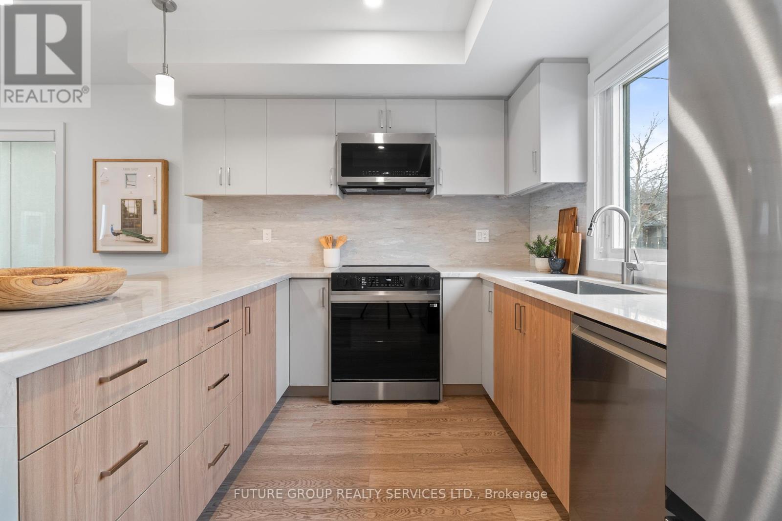 Unit 1 - 34 Poplar Avenue, Toronto, Ontario  M9B 3R4 - Photo 9 - W13027366