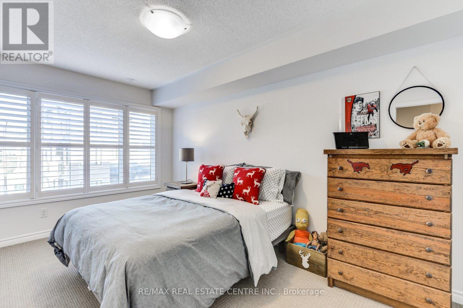 3056 Cascade Common Court, Oakville, Ontario  L6H 0R7 - Photo 25 - W13027376