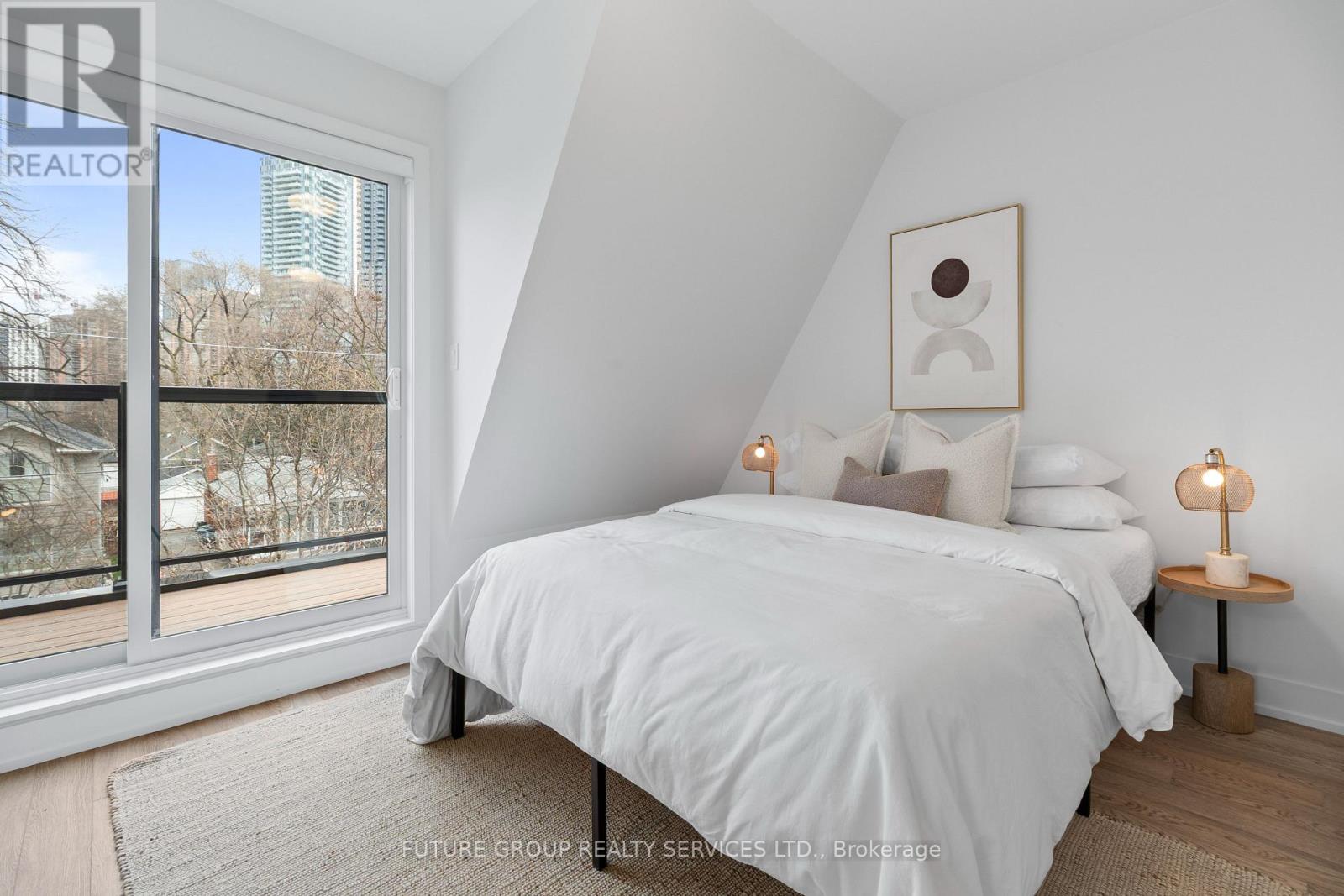 Unit 4 - 34 Poplar Avenue, Toronto, Ontario  M9B 3R4 - Photo 19 - W13027386