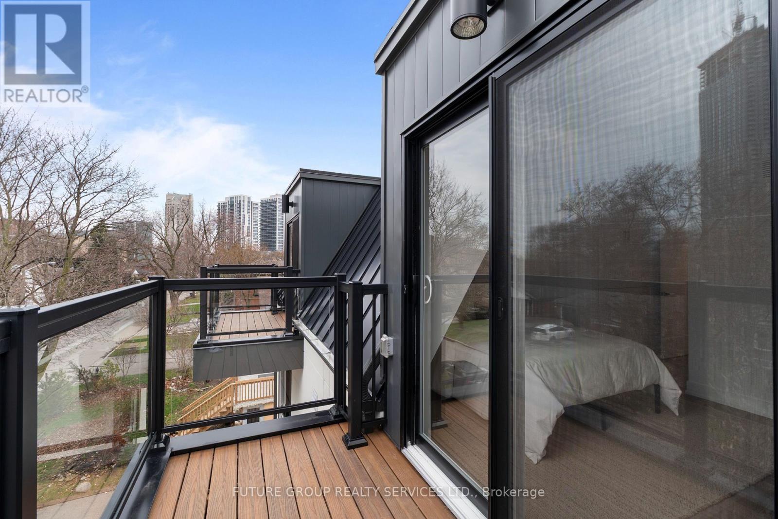 Unit 4 - 34 Poplar Avenue, Toronto, Ontario  M9B 3R4 - Photo 24 - W13027386