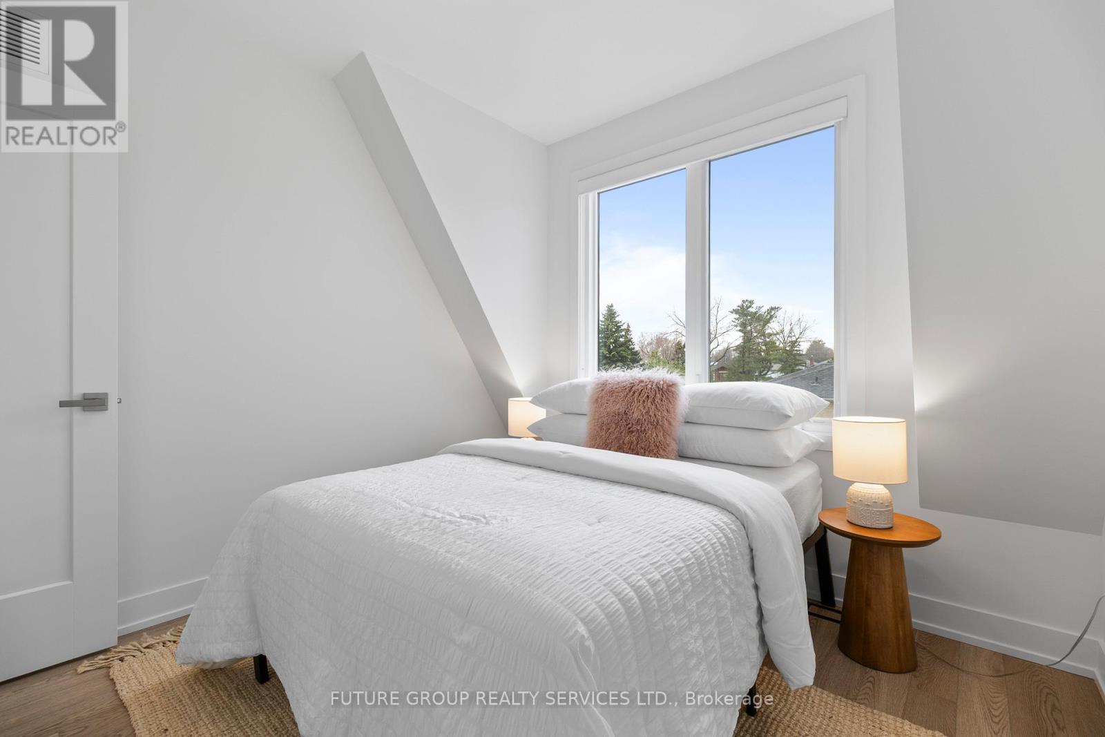 Unit 4 - 34 Poplar Avenue, Toronto, Ontario  M9B 3R4 - Photo 27 - W13027386