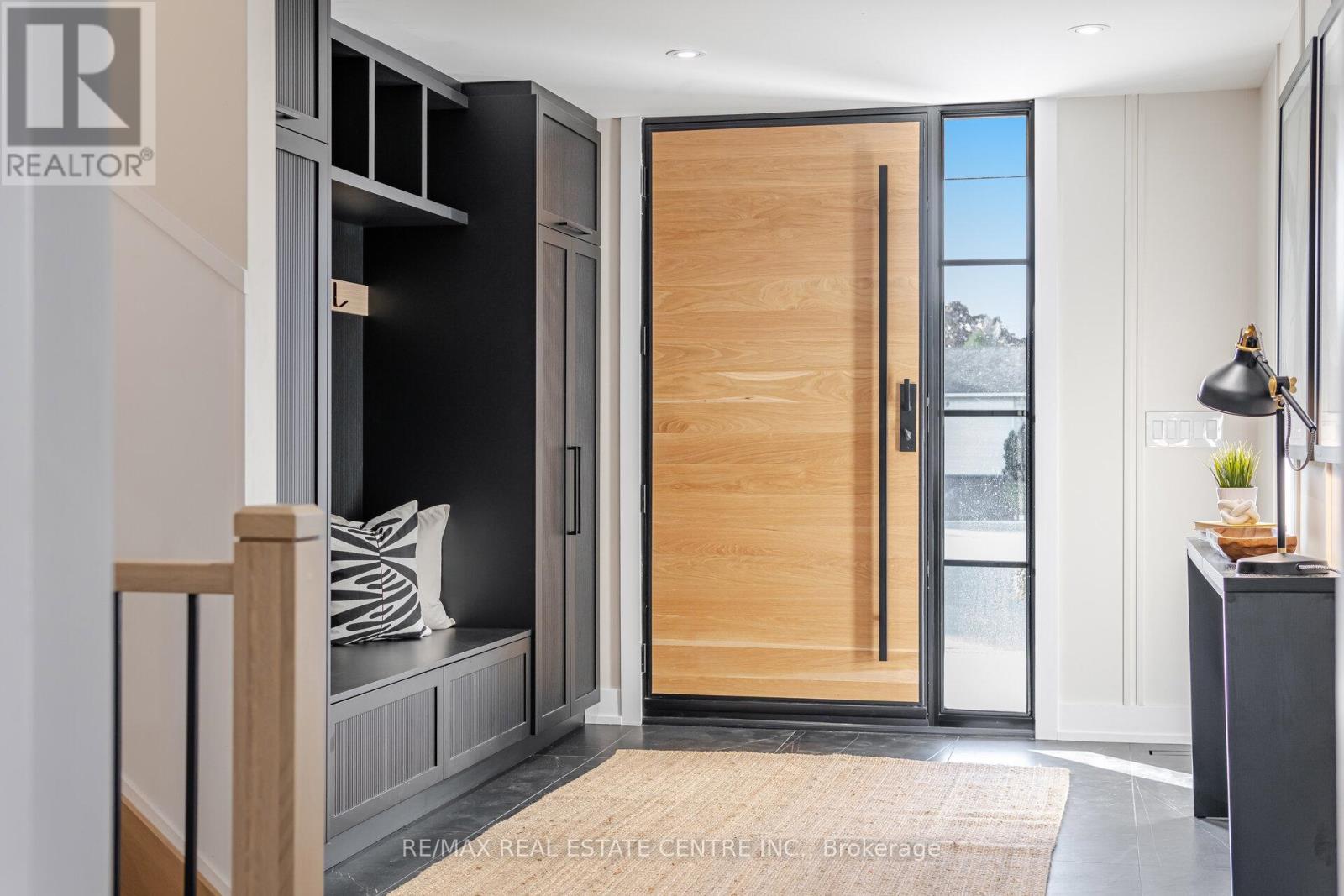 772 Banting Court, Milton, Ontario  L9T 3M5 - Photo 5 - W13027406