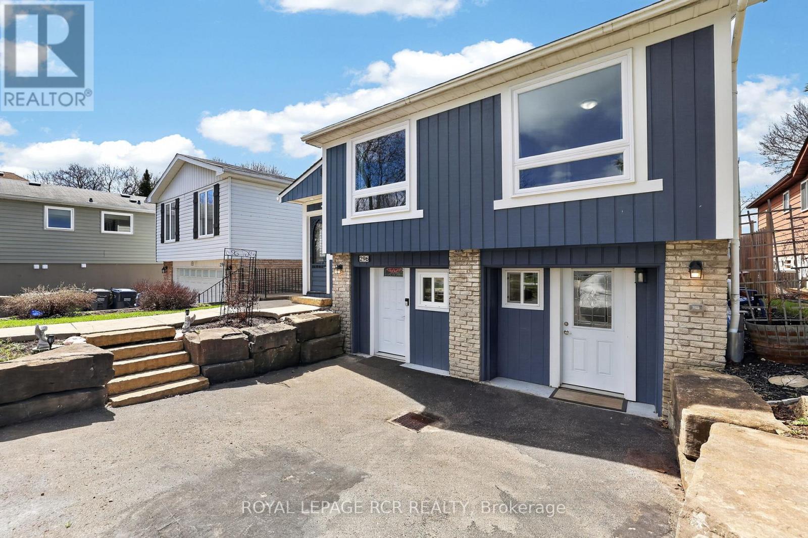 296 Whitehead Crescent, Caledon, Ontario  L7E 3Y1 - Photo 2 - W13027408