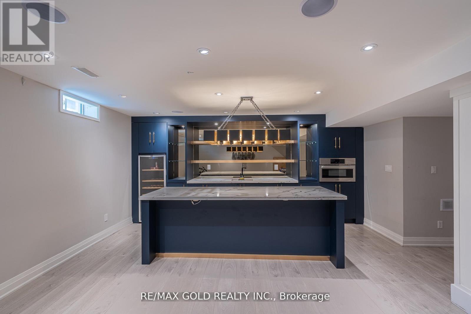 61 YELLOWKNIFE ROAD, brampton (sandringham-wellington north), Ontario