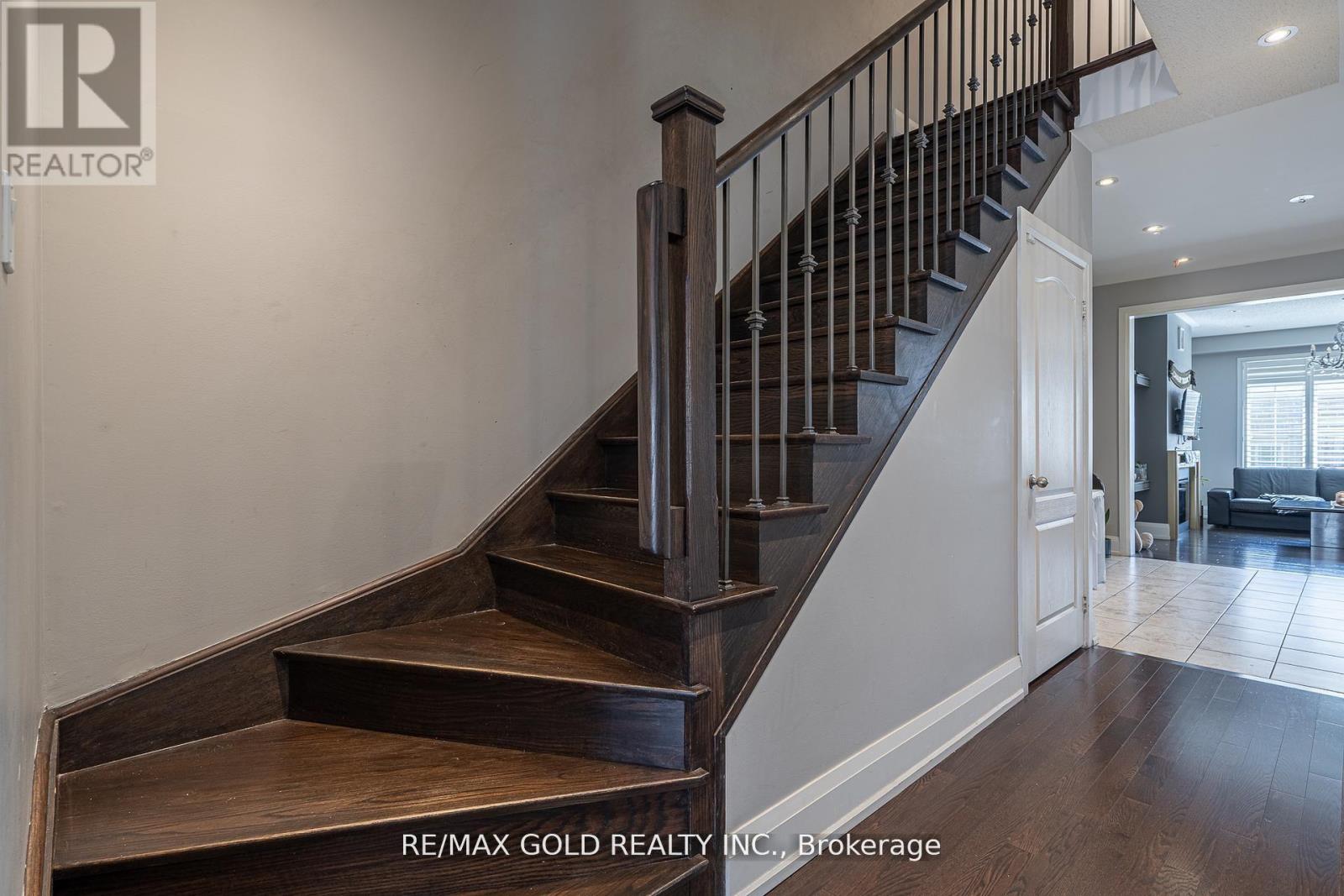 61 Yellowknife Road, Brampton, Ontario  L6R 0B3 - Photo 16 - W13027434