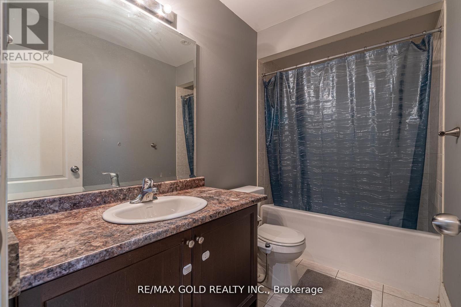 61 Yellowknife Road, Brampton, Ontario  L6R 0B3 - Photo 26 - W13027434