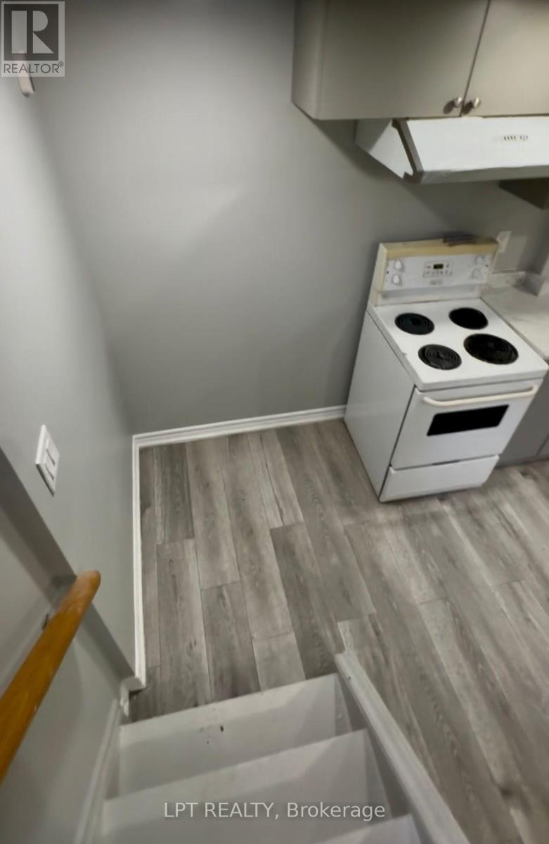 BSMNT - 40 GLADSTONE SQUARE, Brampton, Ontario