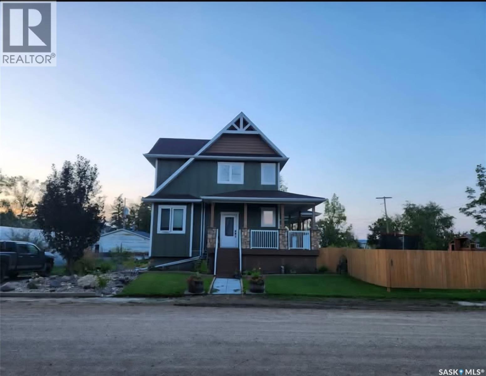 105 Francis STREET, Francis, Saskatchewan