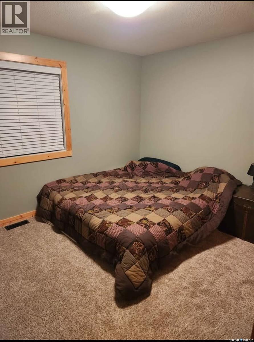 105 Francis Street, Francis, Saskatchewan  S0G 1V0 - Photo 15 - SK033585