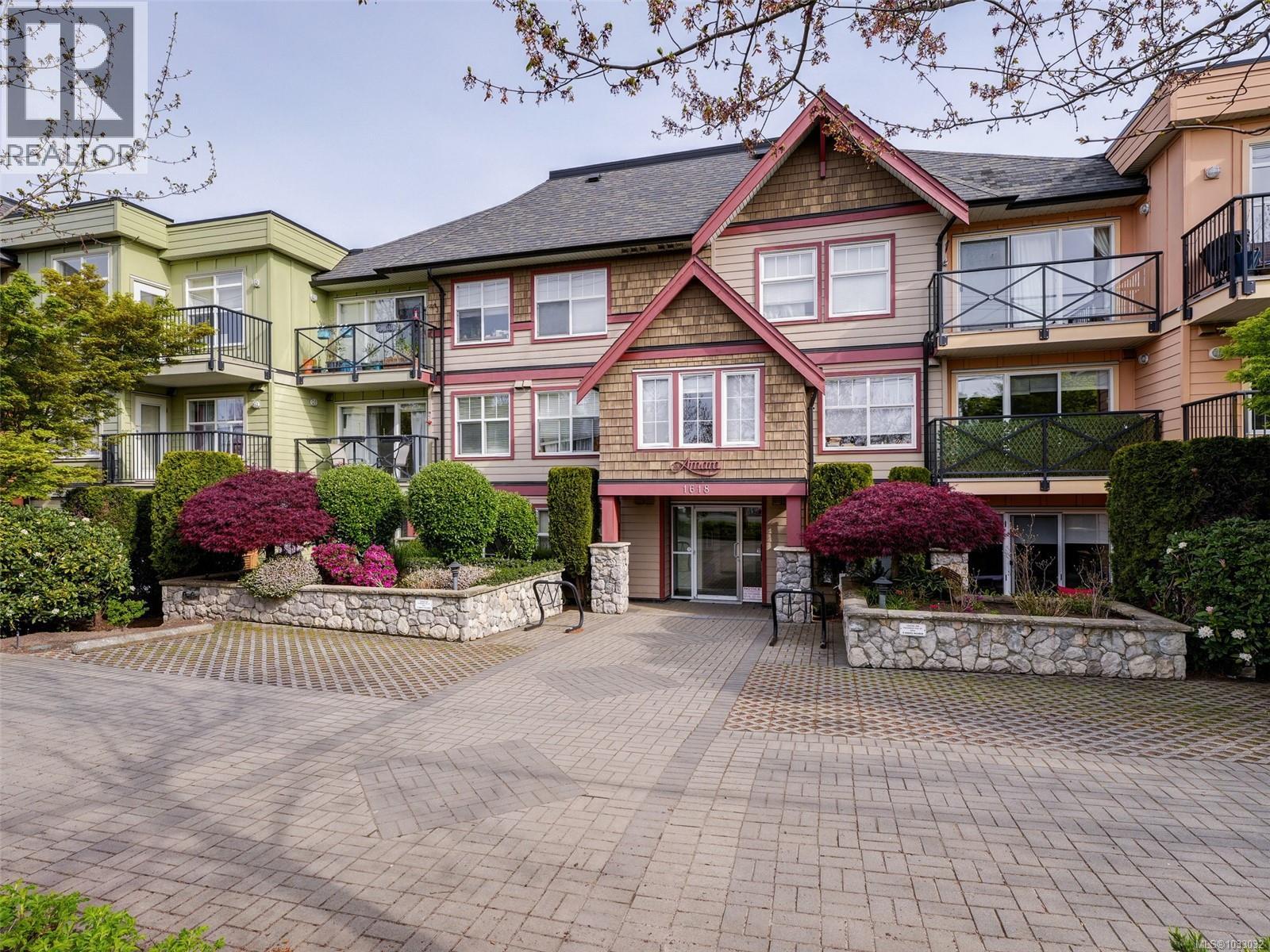 205 1618 North Dairy Rd, Saanich, British Columbia  V8T 3V5 - Photo 1 - 1033032