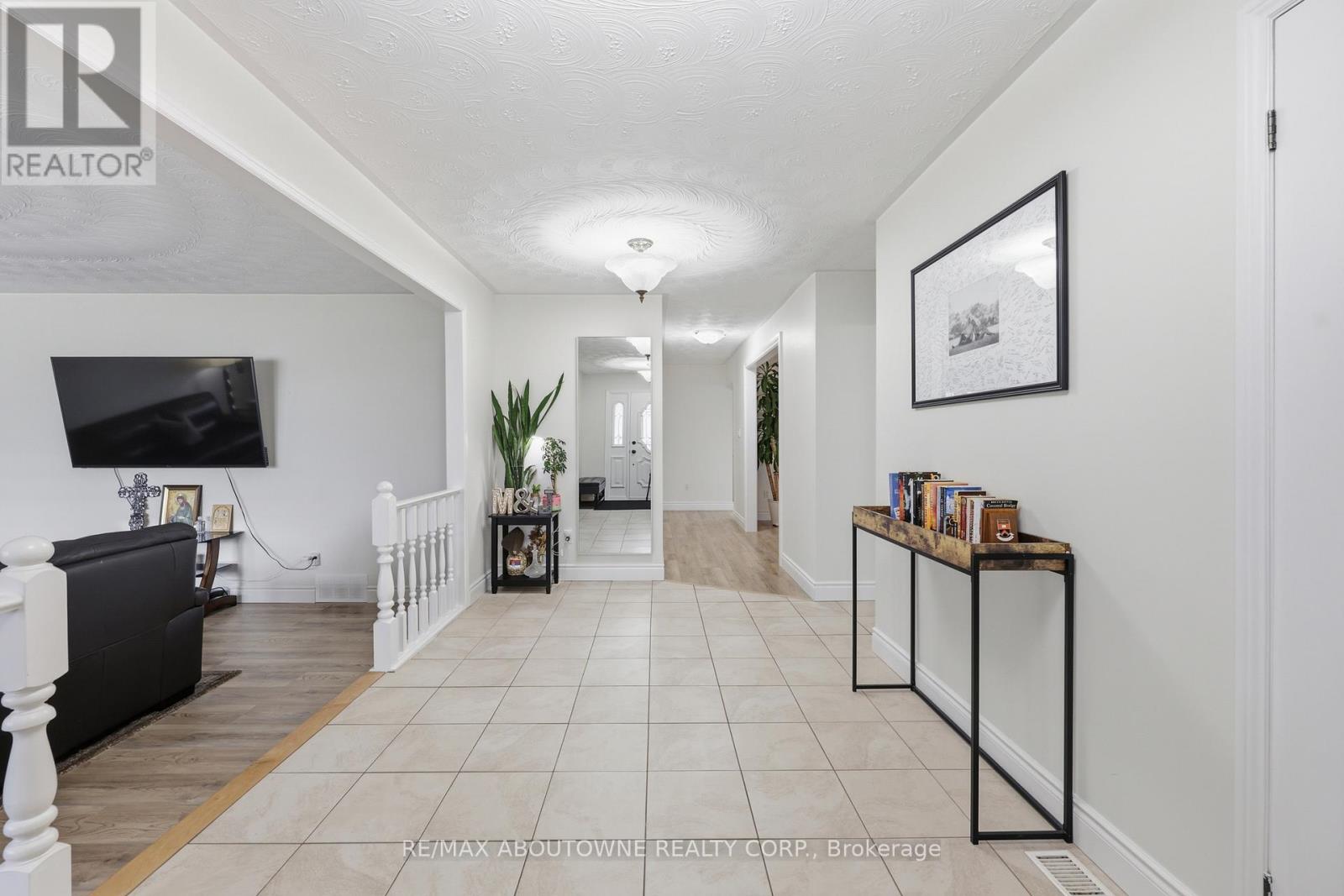 58 Kilbourn Avenue, Hamilton, Ontario  L8G 3E2 - Photo 11 - X13027362