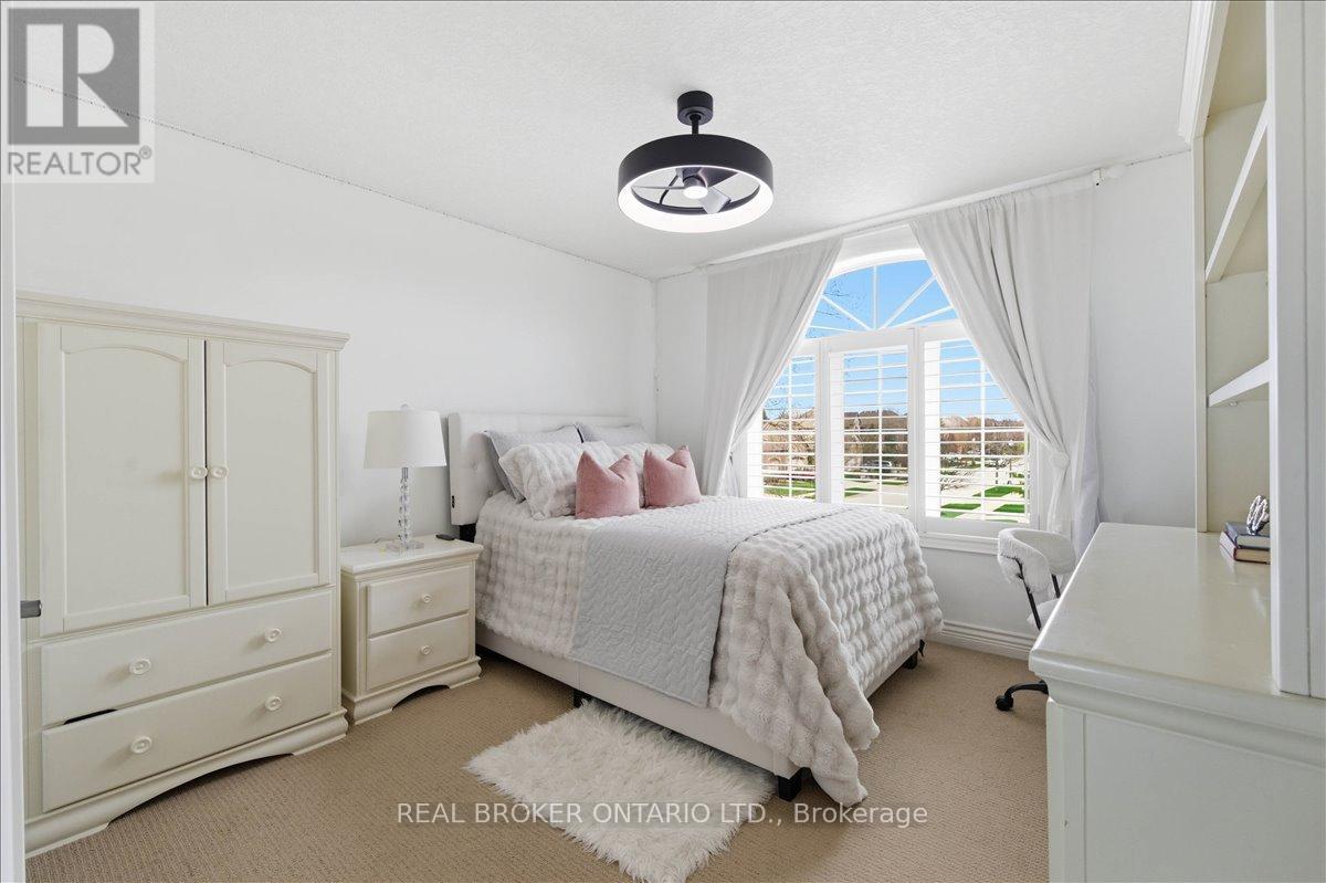 220 Joseph Schoerg Crescent, Kitchener, Ontario  N2P 2T4 - Photo 28 - X13027374