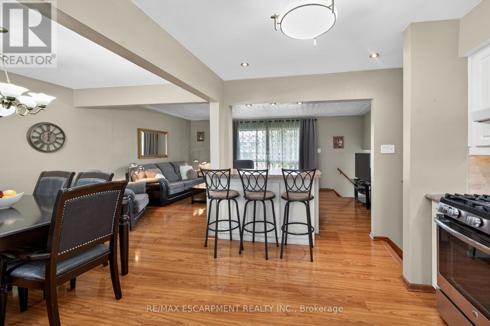 210 Columbia Drive, Hamilton, Ontario  L9C 3Y6 - Photo 11 - X13027382