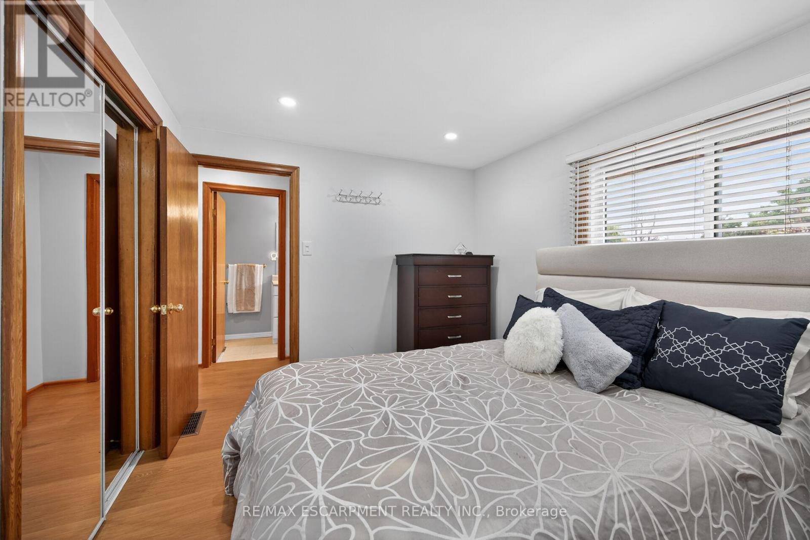 210 Columbia Drive, Hamilton, Ontario  L9C 3Y6 - Photo 23 - X13027382