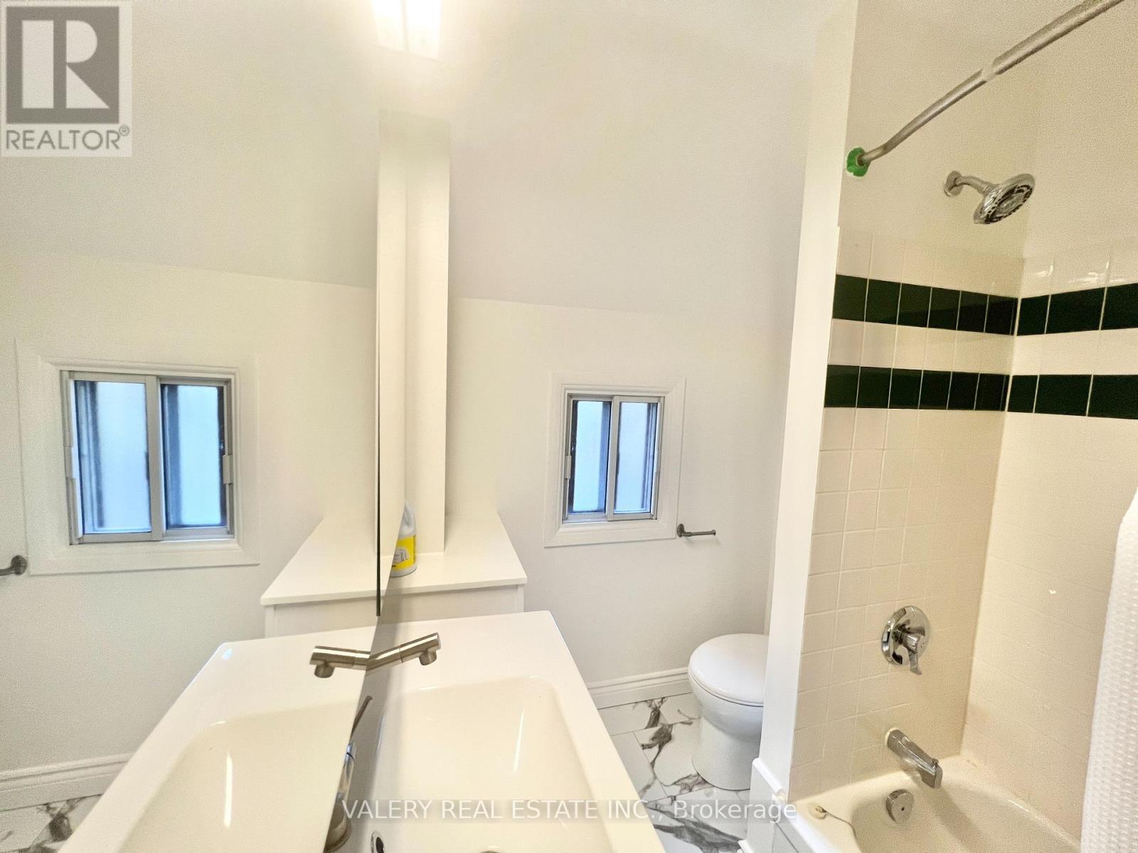 B - 67 Queen Mary Street, Ottawa, Ontario  K1K 1X6 - Photo 9 - X13027450