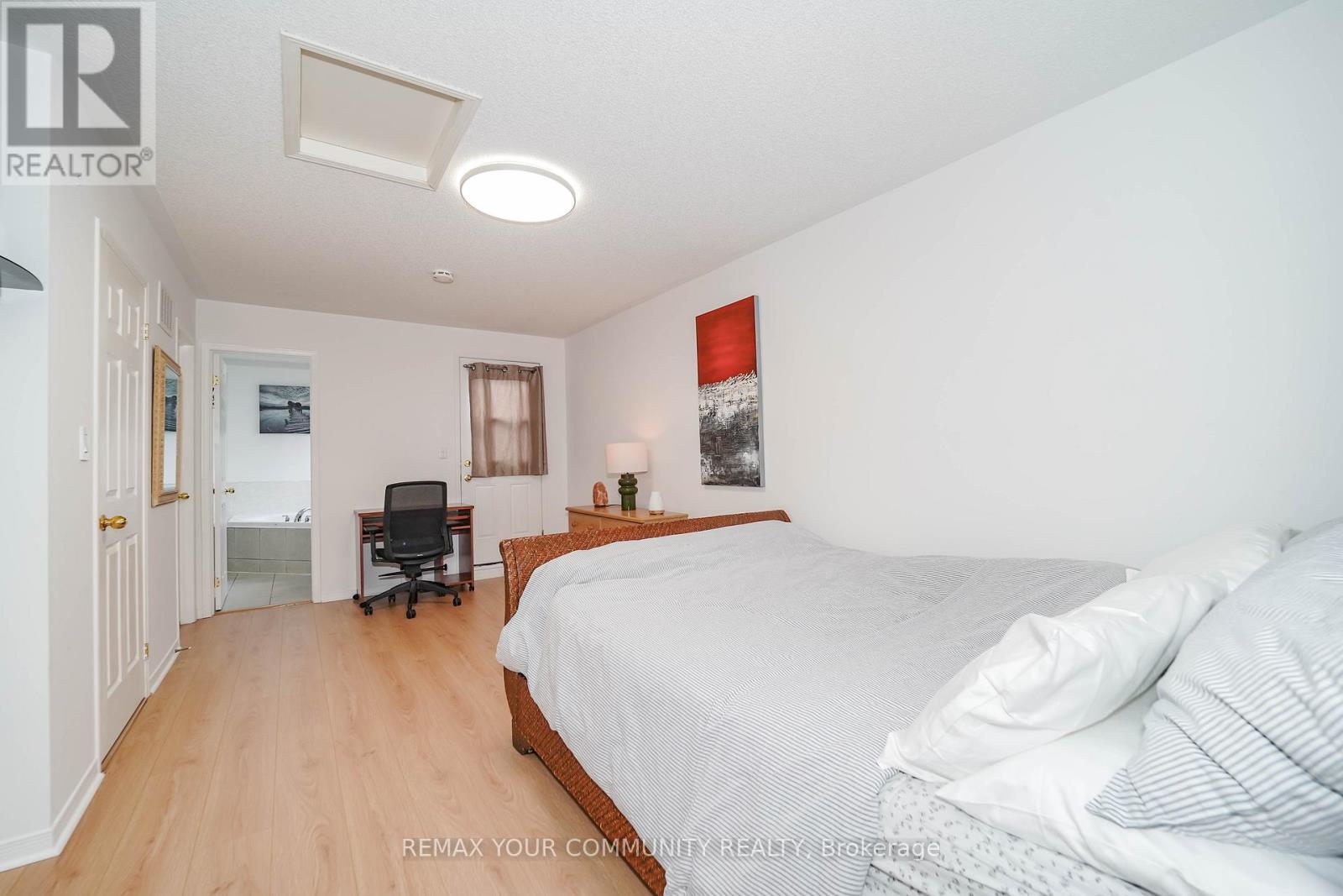 10 Ted Wray Circle, Toronto, Ontario  M3L 0G7 - Photo 23 - W13025990