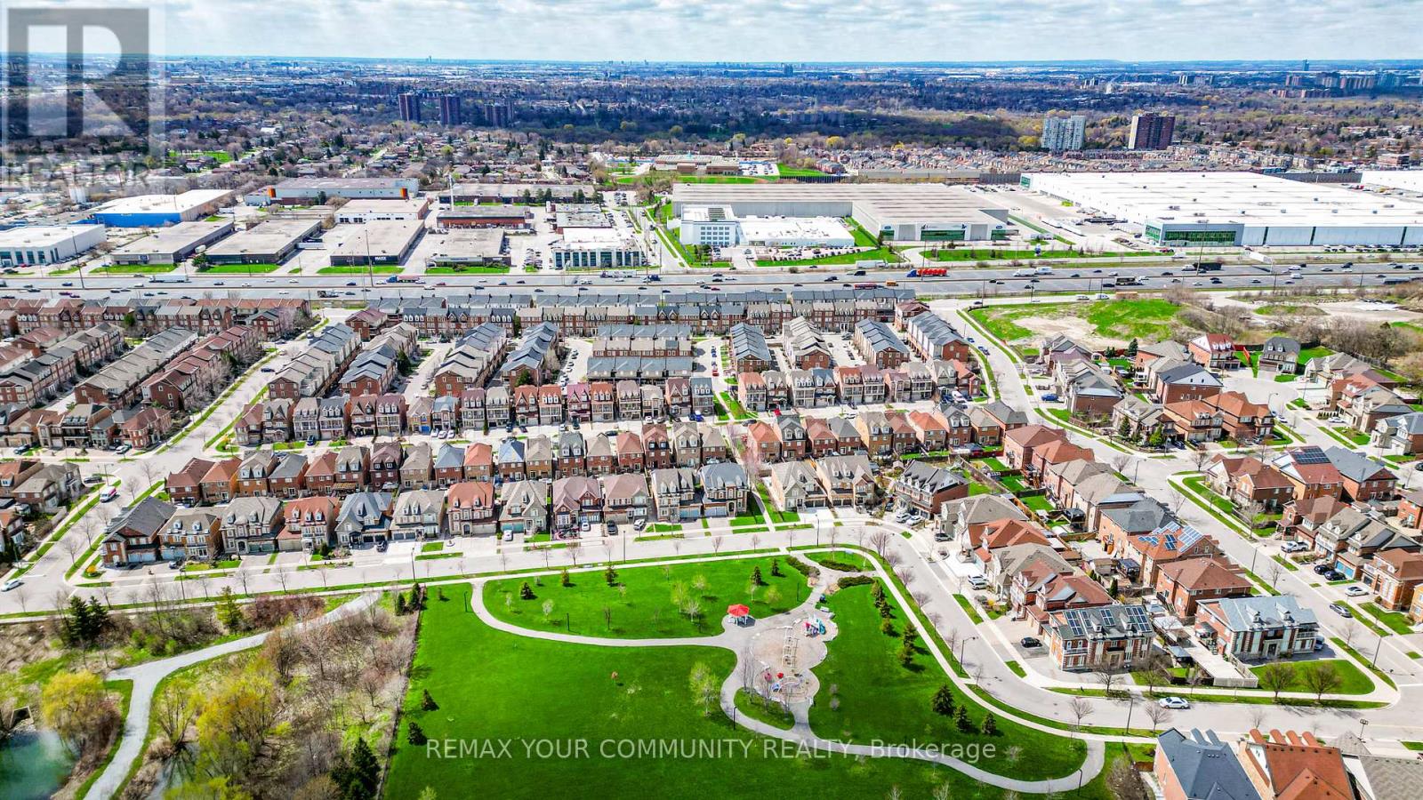 10 Ted Wray Circle, Toronto, Ontario  M3L 0G7 - Photo 34 - W13025990