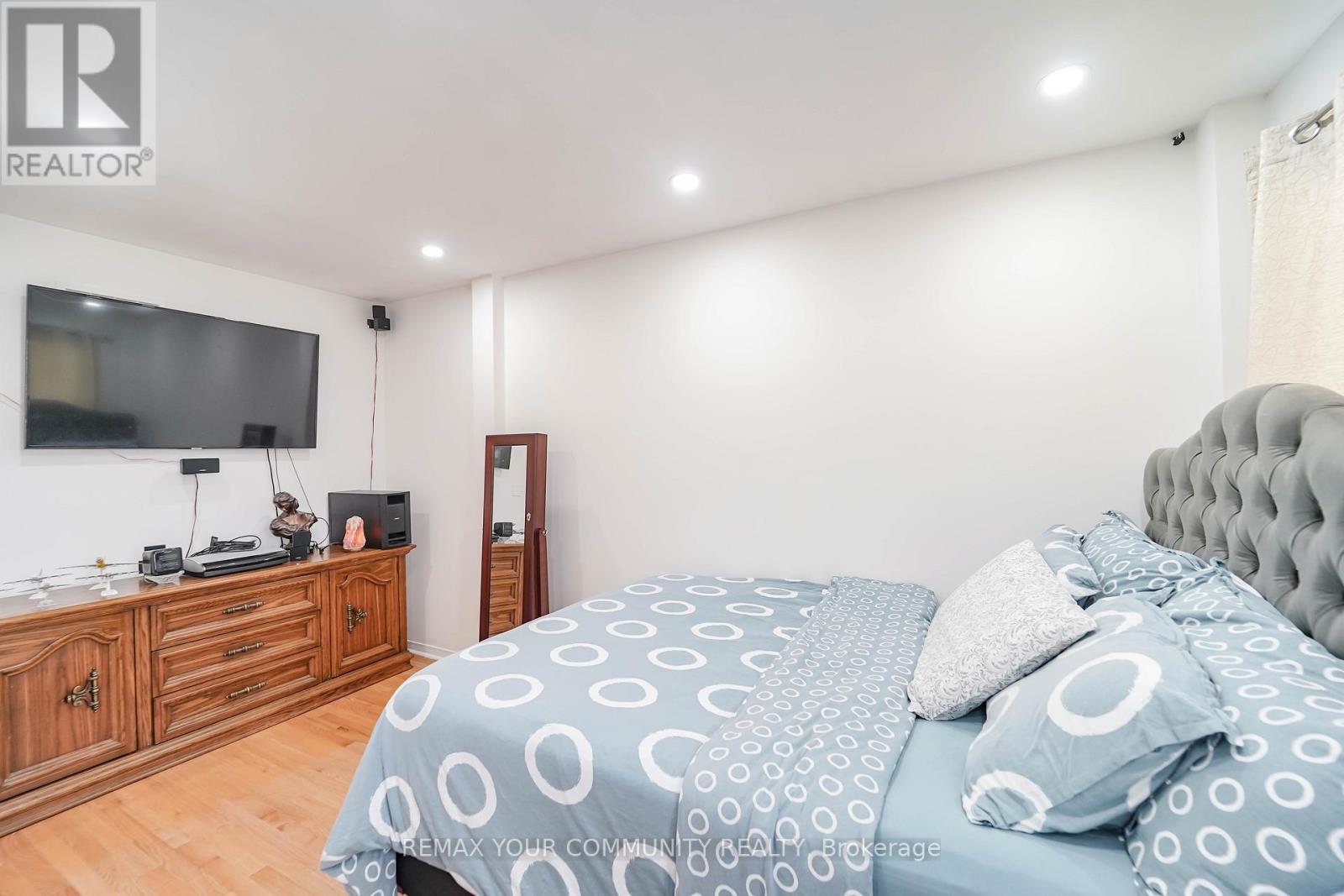 10 Ted Wray Circle, Toronto, Ontario  M3L 0G7 - Photo 20 - W13025990