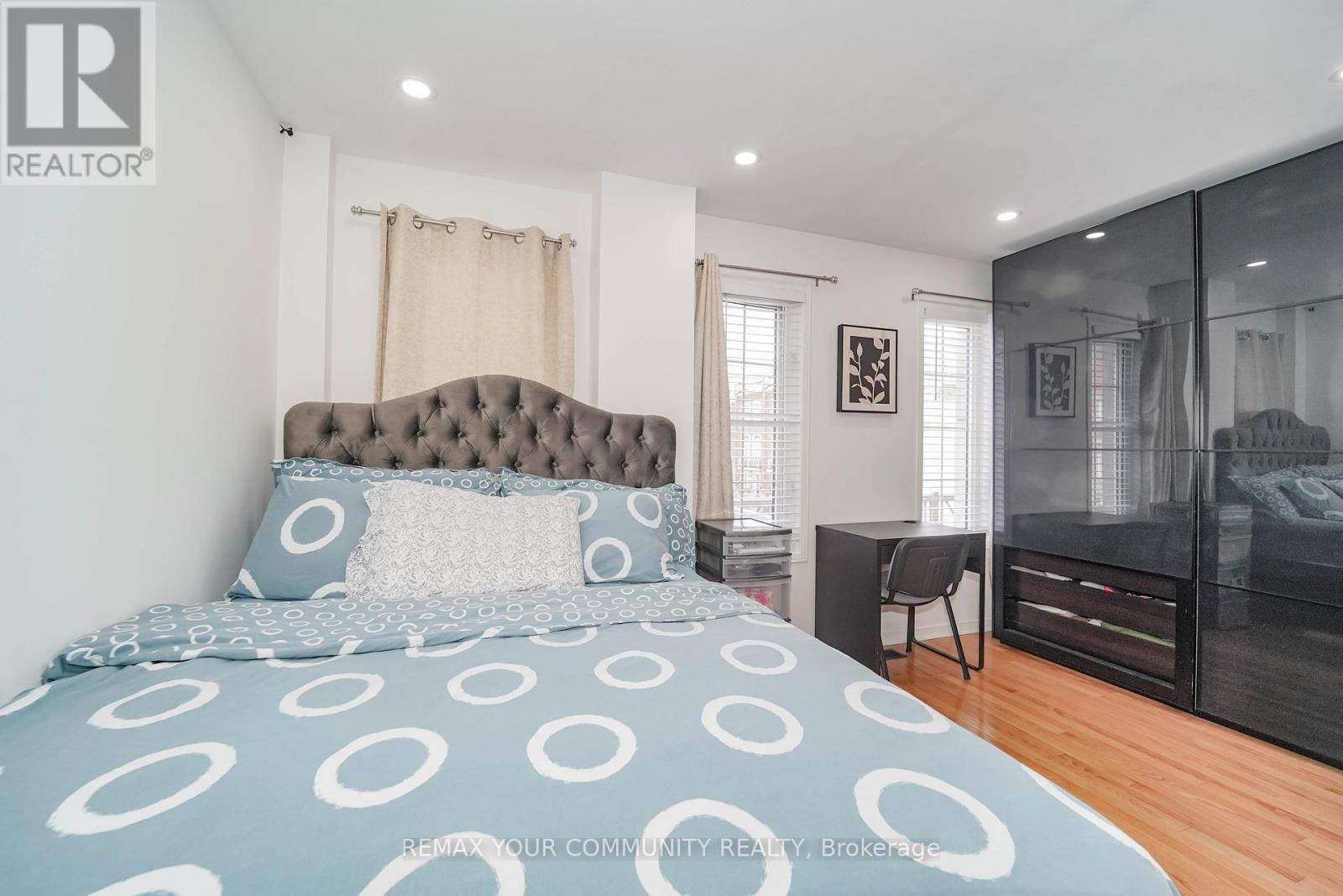 10 Ted Wray Circle, Toronto, Ontario  M3L 0G7 - Photo 18 - W13025990