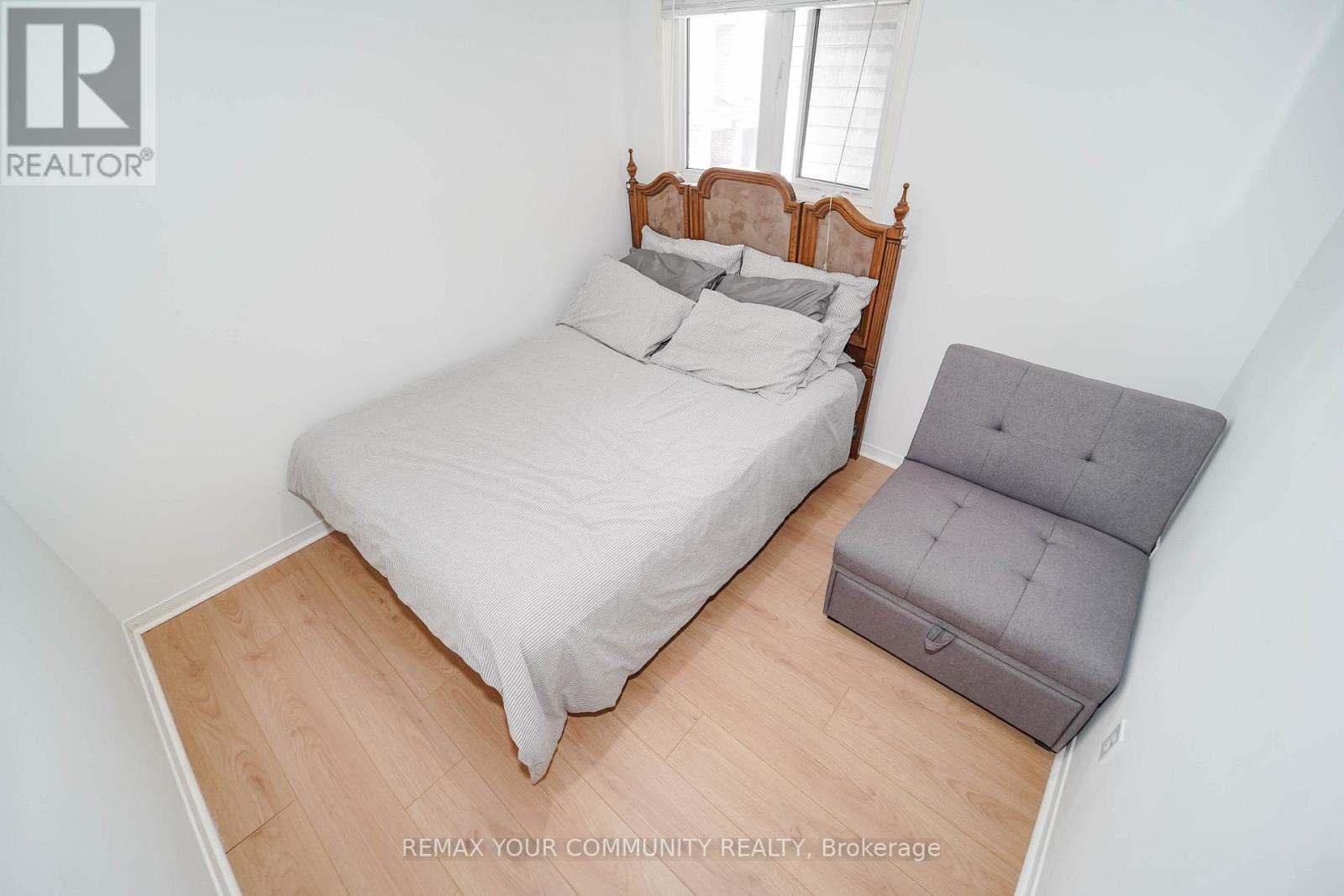 10 Ted Wray Circle, Toronto, Ontario  M3L 0G7 - Photo 15 - W13025990