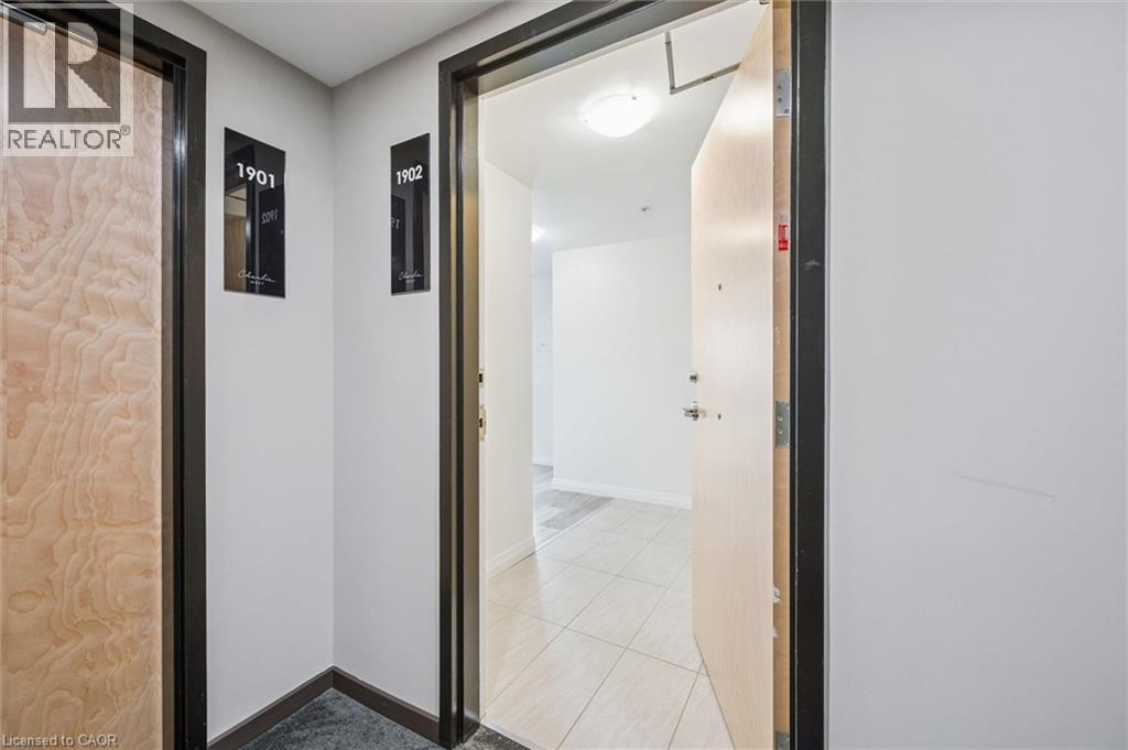 60 Charles Street W Unit# 1902, Kitchener, Ontario  N2G 0C9 - Photo 7 - 40821744