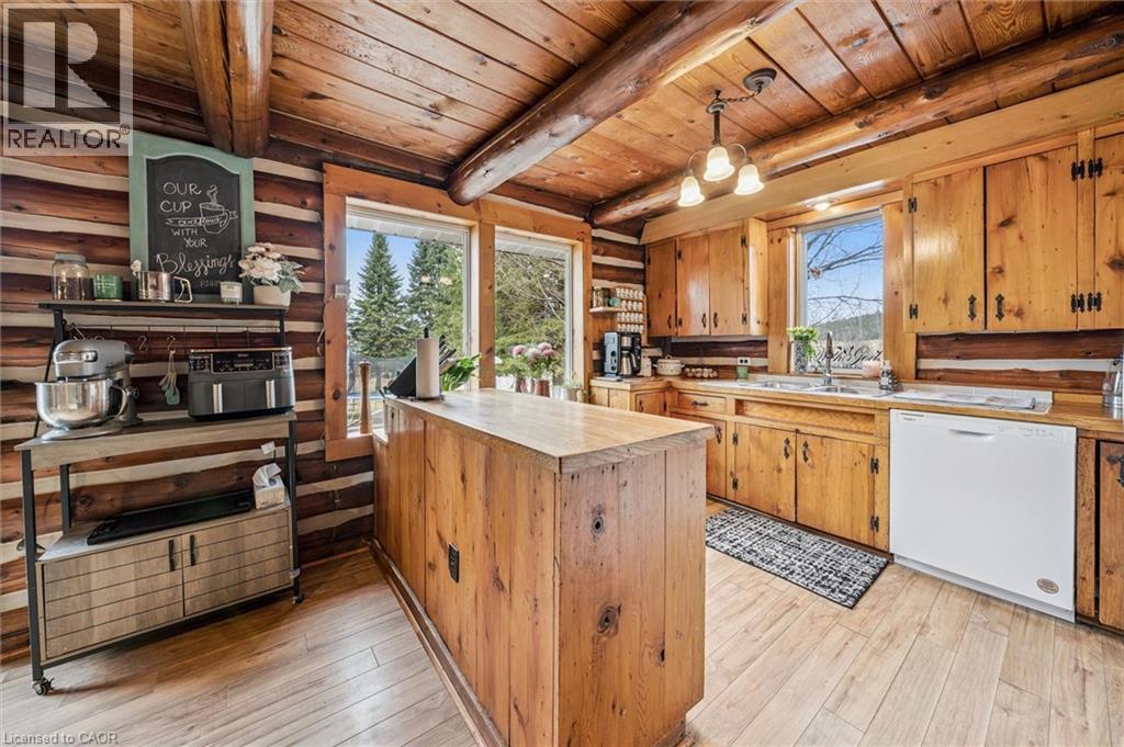 411a Peggs Mountain Road, Burk's Falls, Ontario  P0A 1C0 - Photo 11 - 40822469