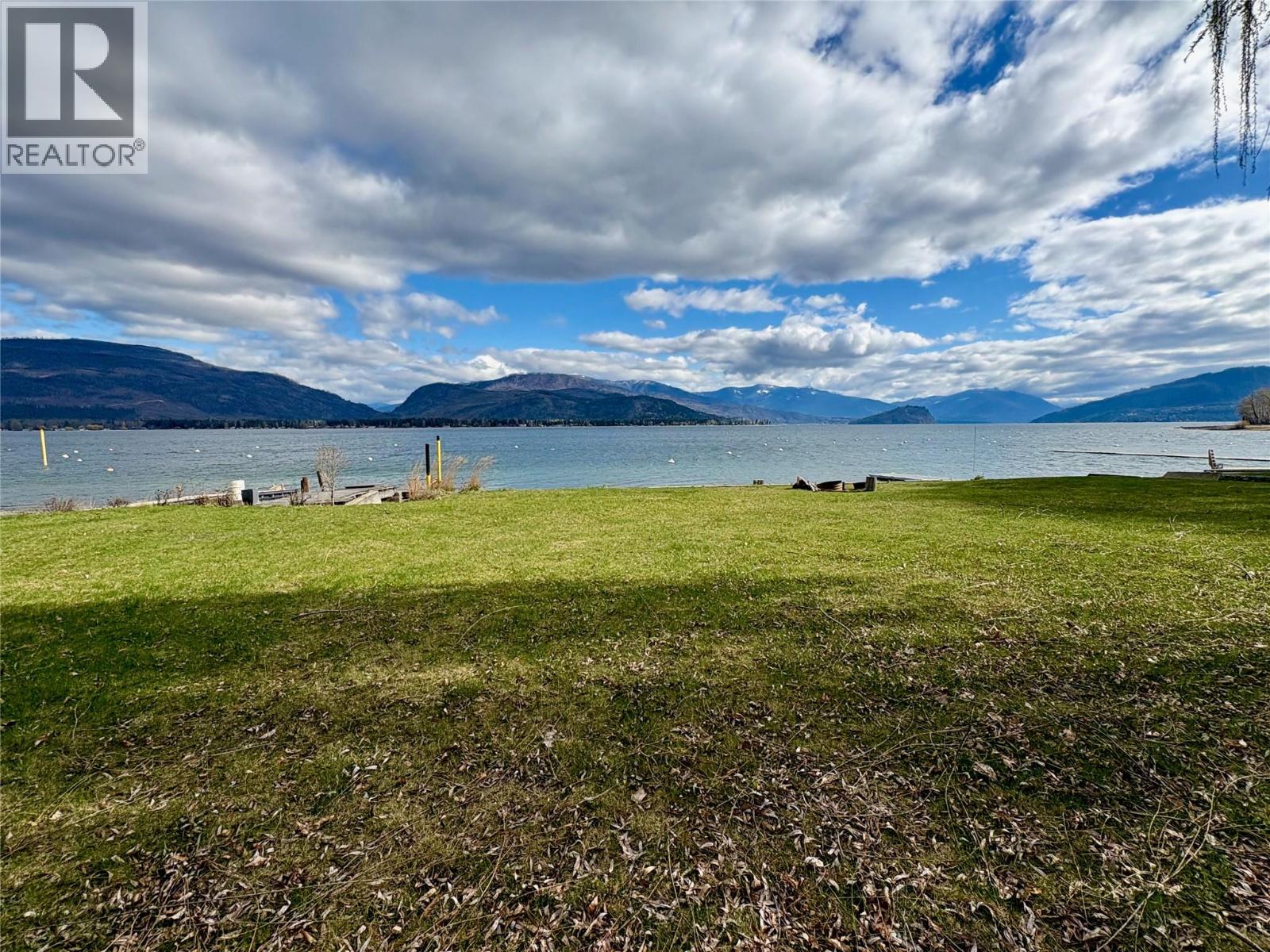 1259 Dieppe Road, Sorrento, British Columbia  V0E 2W0 - Photo 3 - 10378715