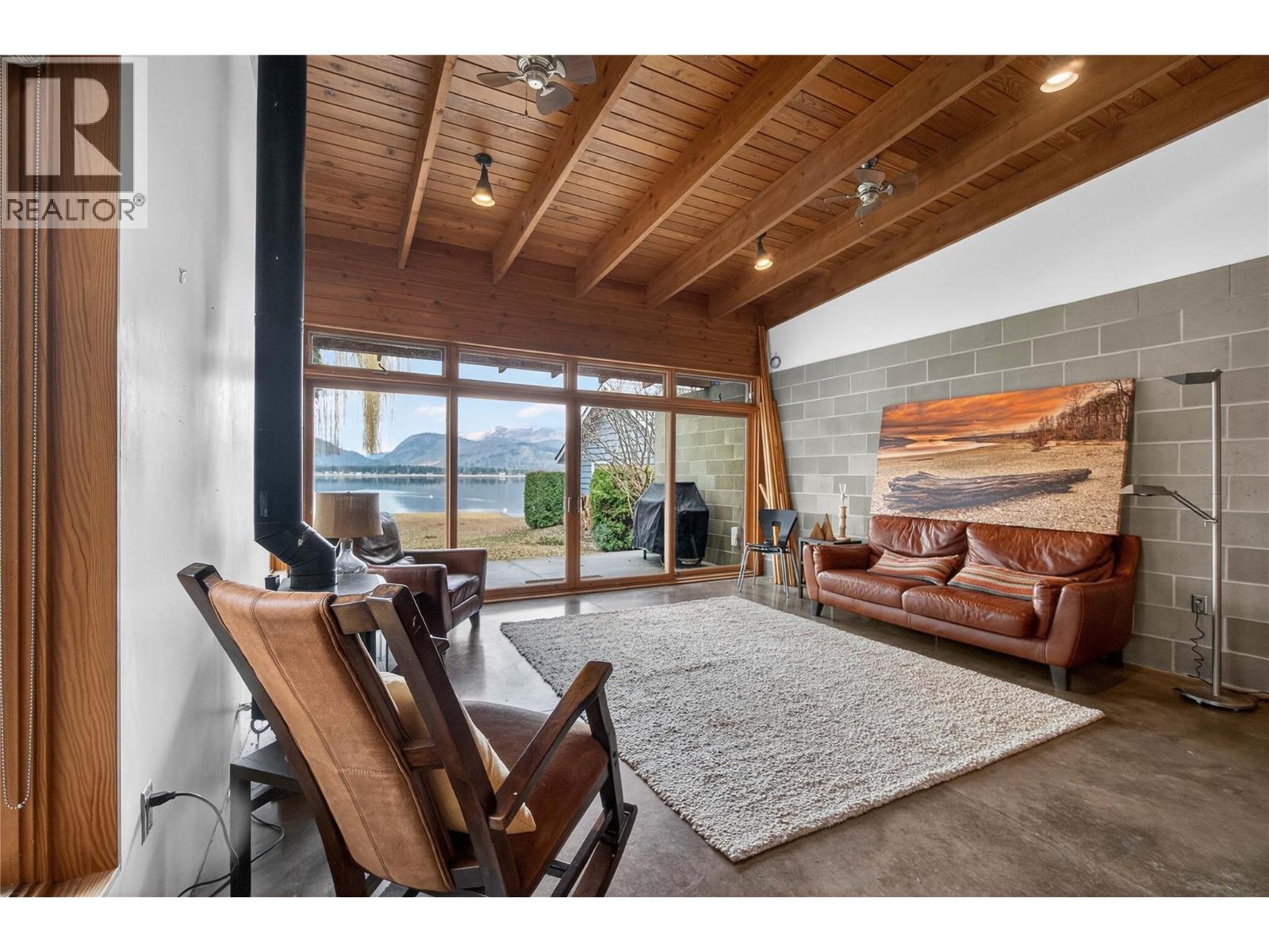 1259 Dieppe Road, Sorrento, British Columbia  V0E 2W0 - Photo 6 - 10378715