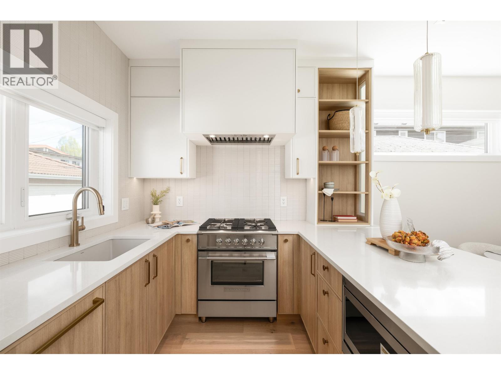 3143 E 19 Avenue, Vancouver, British Columbia  V5M 2T2 - Photo 4 - R3114271